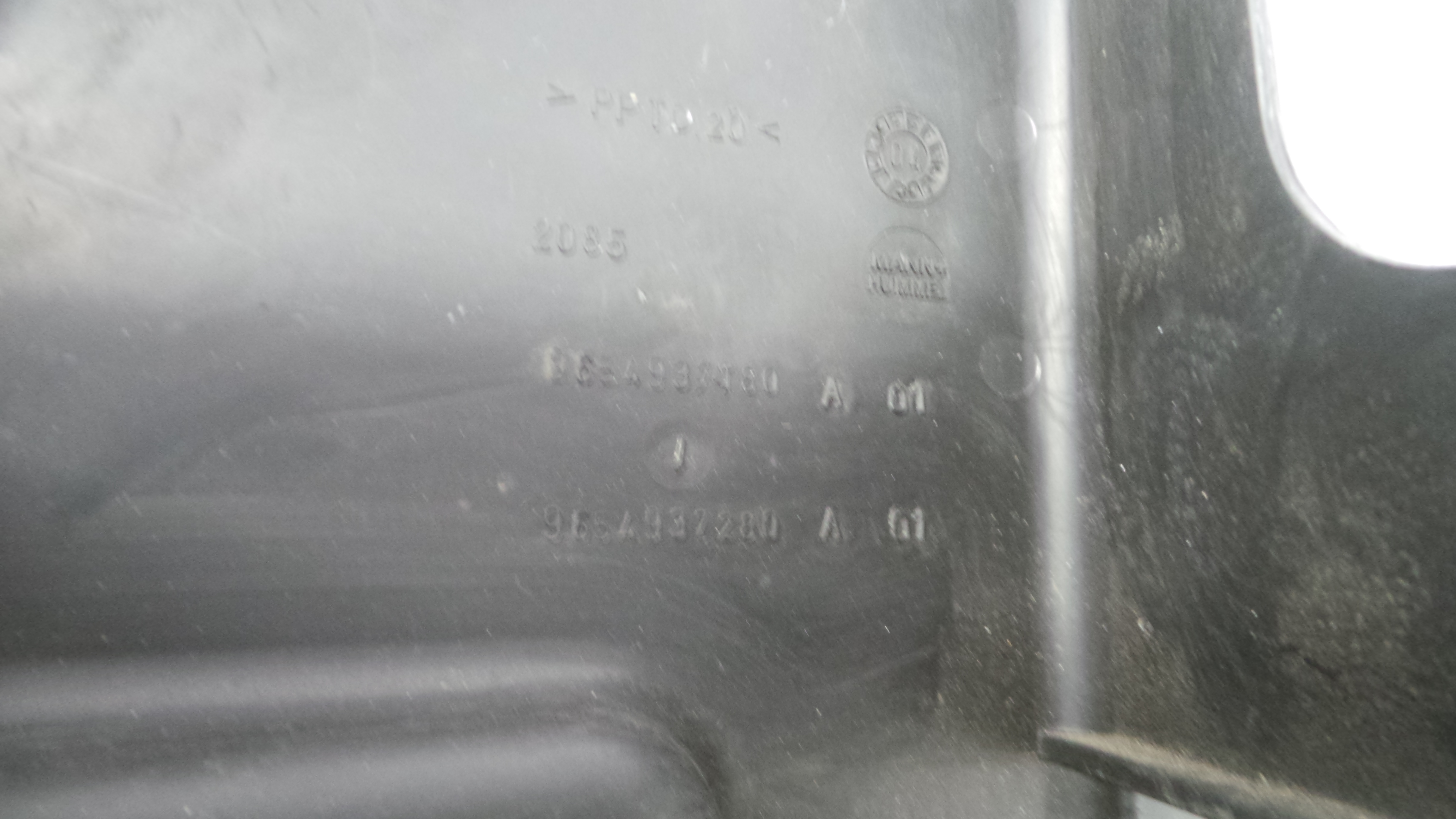 Tampa da Caixa dos Fusíveis 9654937180 - CITROËN C4 I (LC_)-36531859