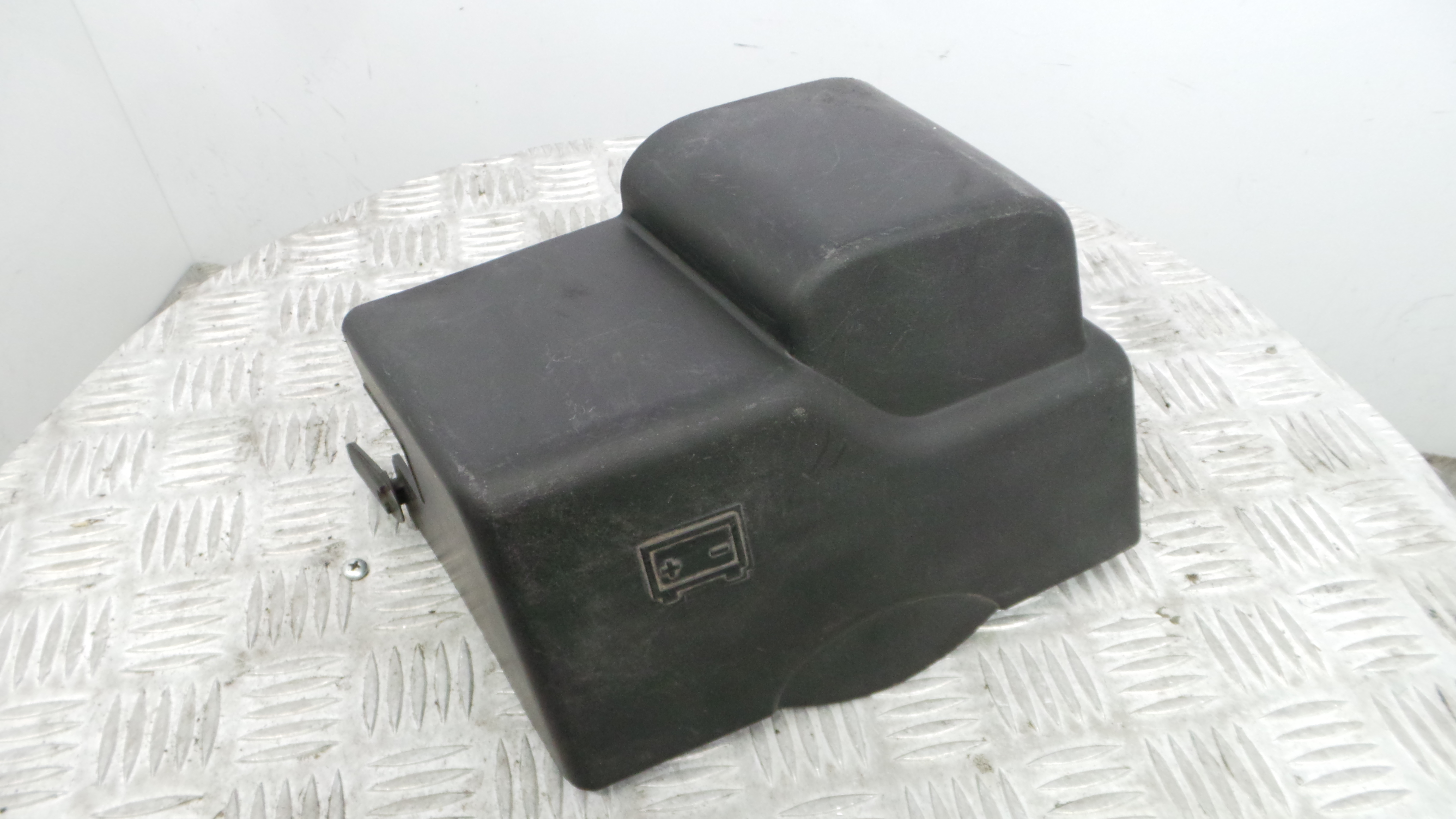 Tampa da Bateria 9650224080 - PEUGEOT 207 SW (WK_)-36531868 Tampa da Bateria 9650224080 - PEUGEOT 207 SW (WK_)-36531868