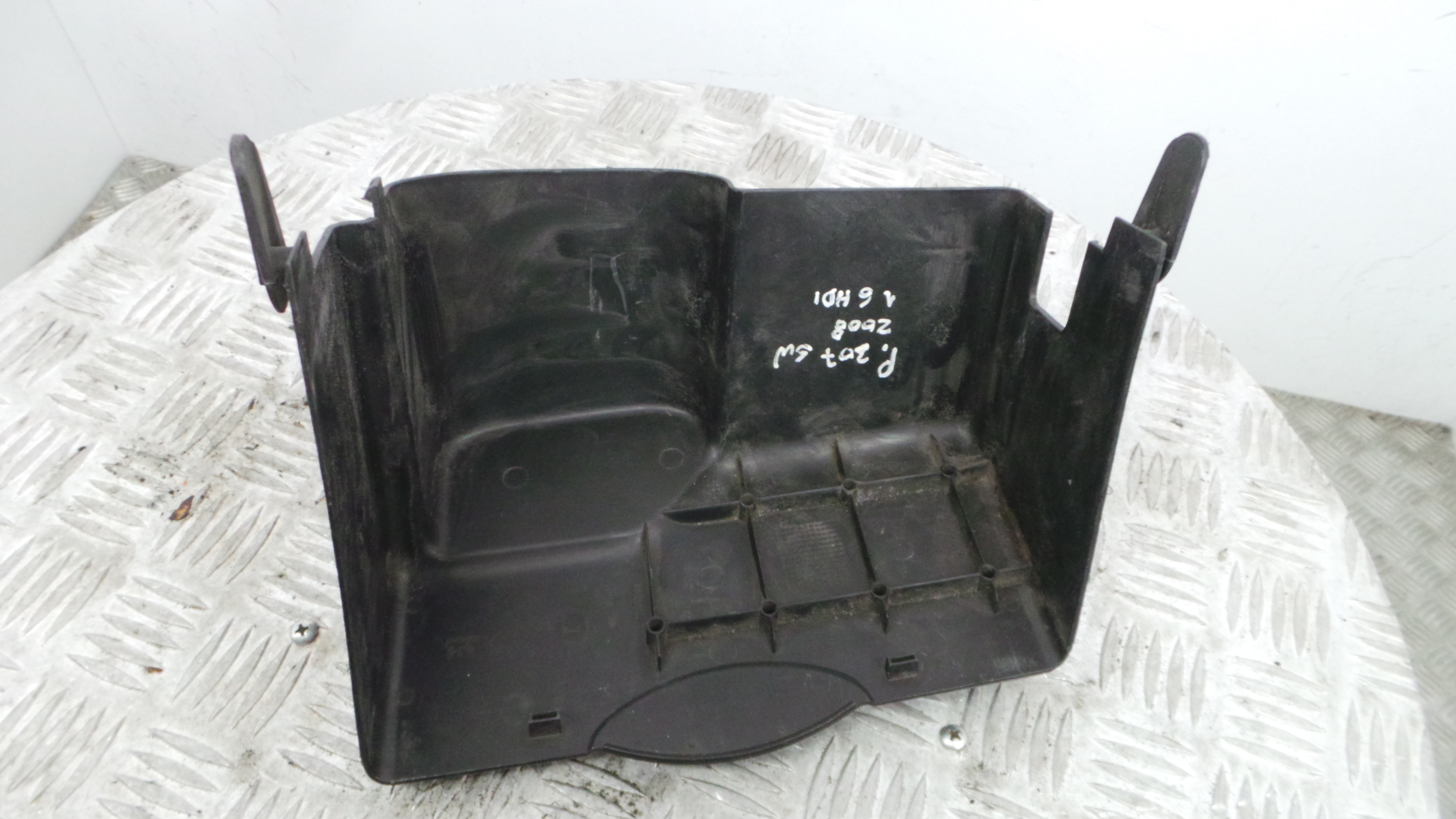 Tampa da Bateria 9650224080 - PEUGEOT 207 SW (WK_)-36531868