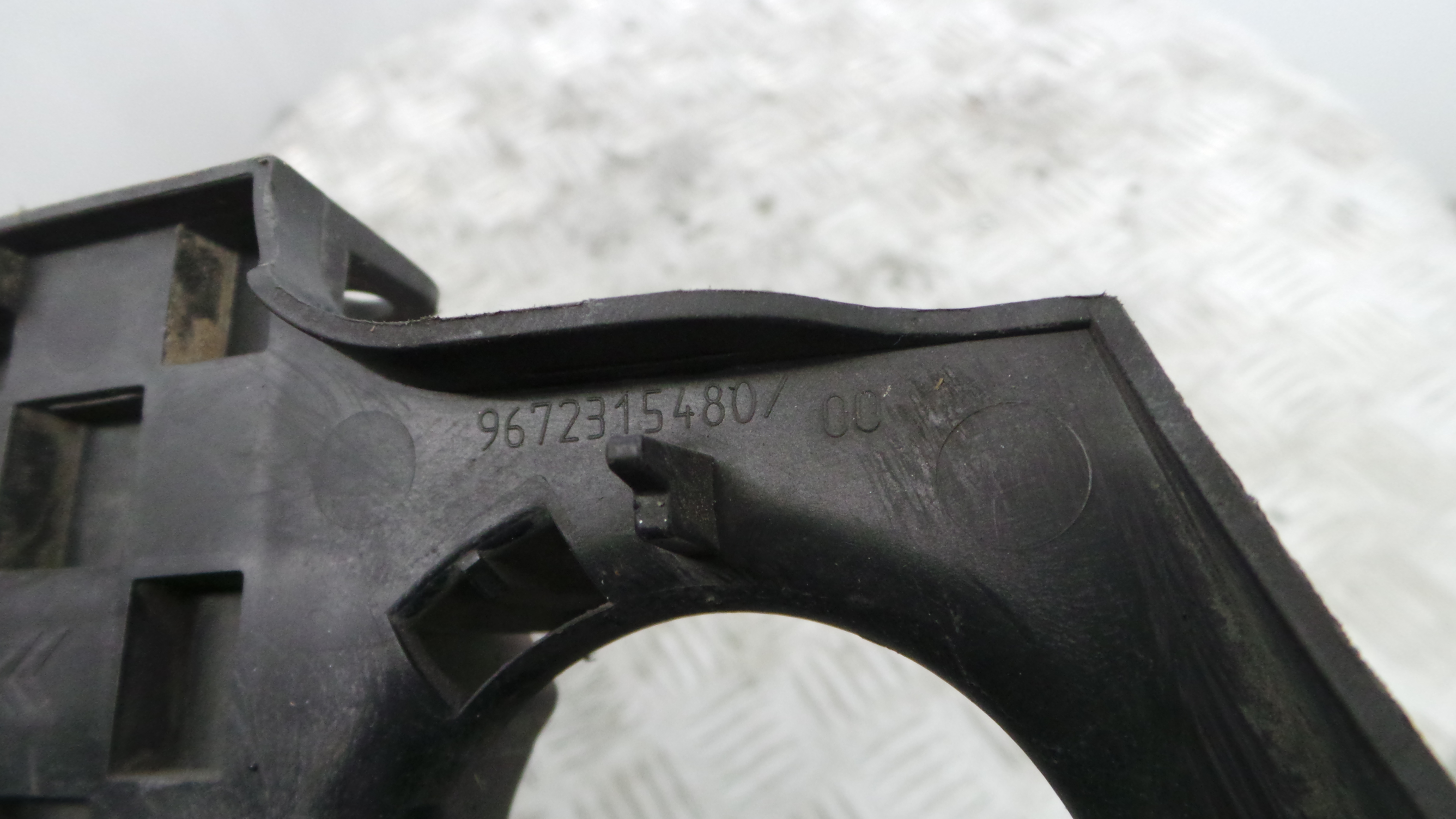 Tubo Caixa Filtro Ar 9672315480 - CITROËN C3 II (SC_)-36531886