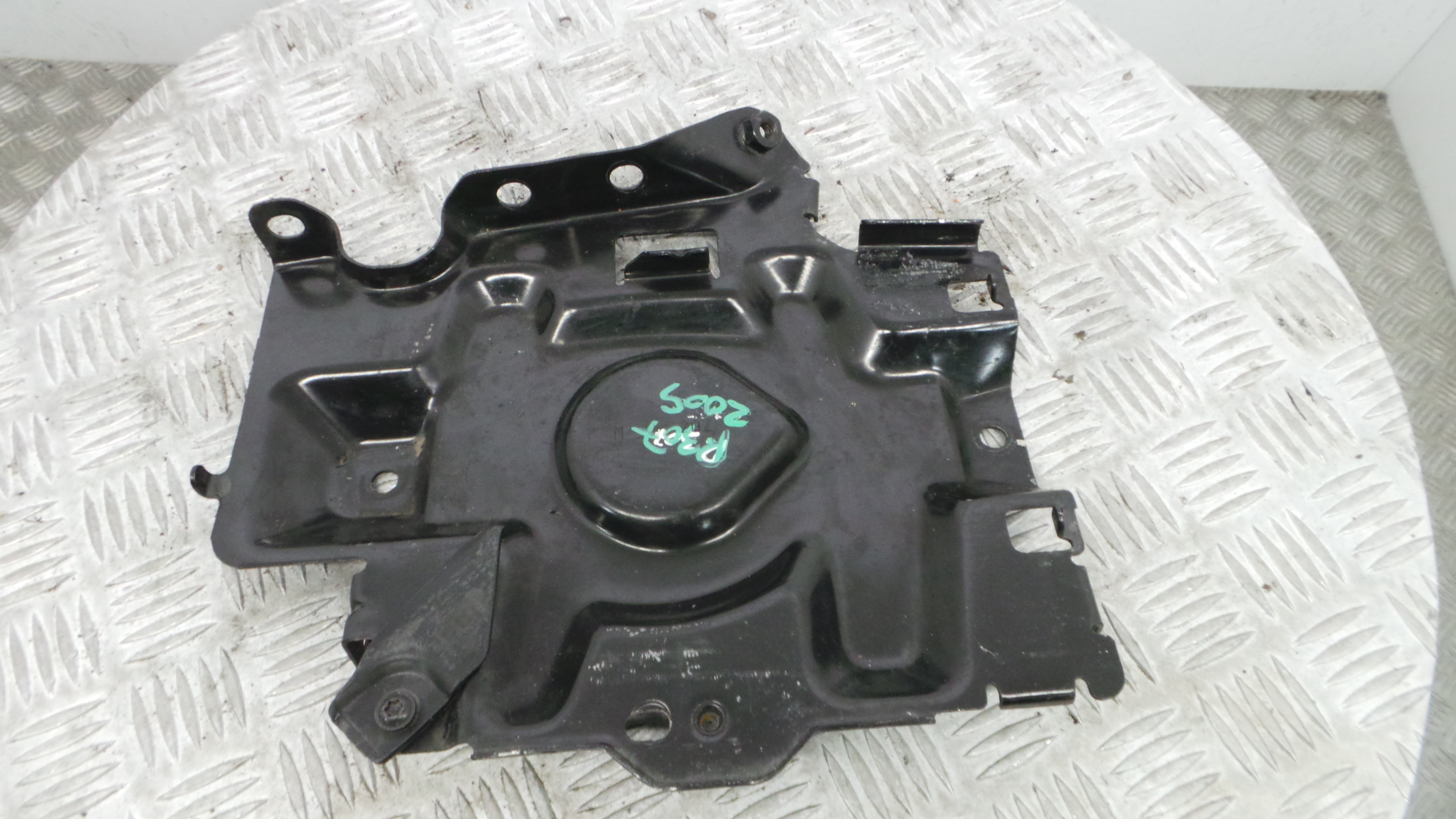 Base da Bateria M06202 - PEUGEOT 307 (3A/C)-36531944 Base da Bateria M06202 - PEUGEOT 307 (3A/C)-36531944