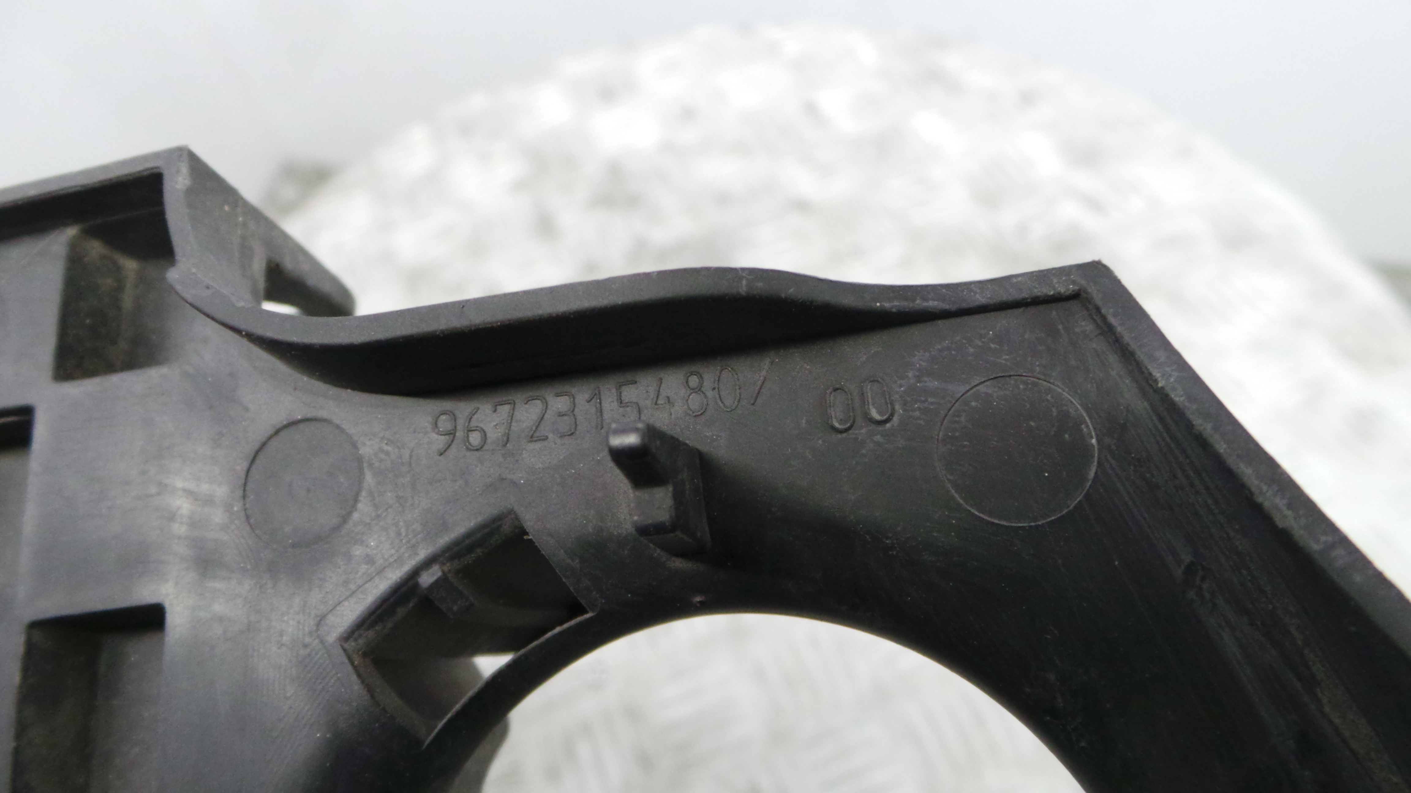 Tubo Caixa Filtro Ar 9672315480 - CITROËN C3 II (SC_)-36531959