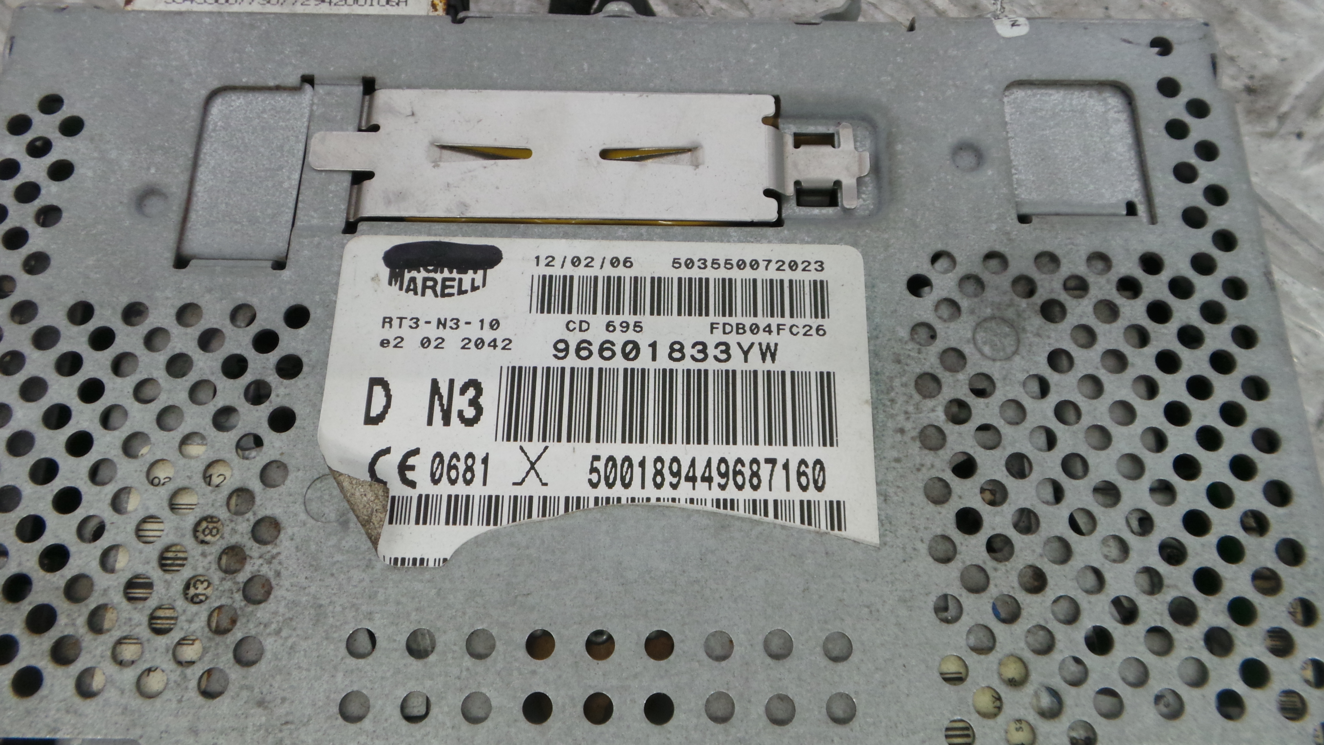 Auto-rádios 96601833YW - PEUGEOT 407 SW (6E_, 6D_)-36537347