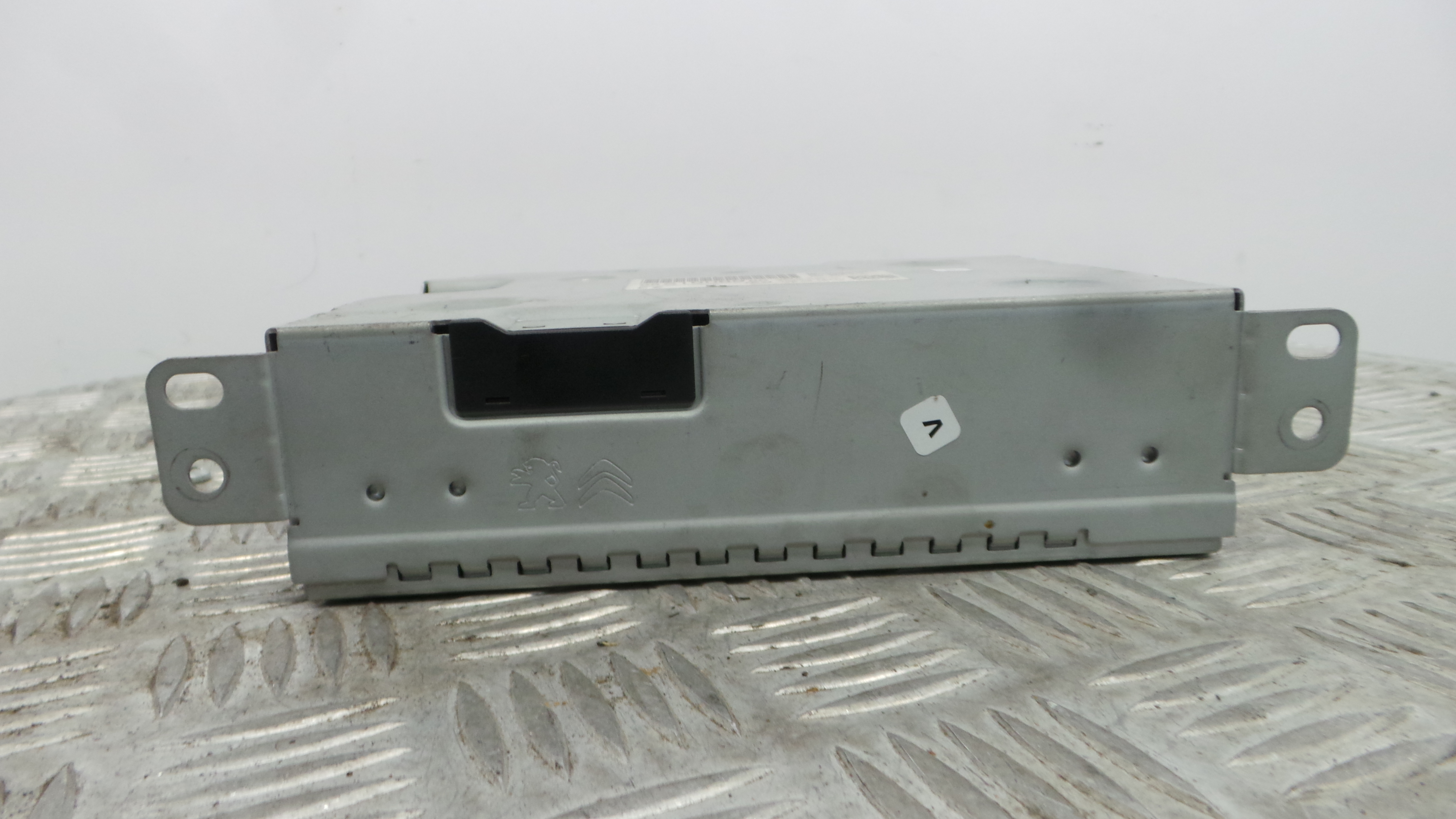 Auto-rádios 9821908980 - PEUGEOT 308 II (LB_, LP_, LW_, LH_, L3_)-36537805