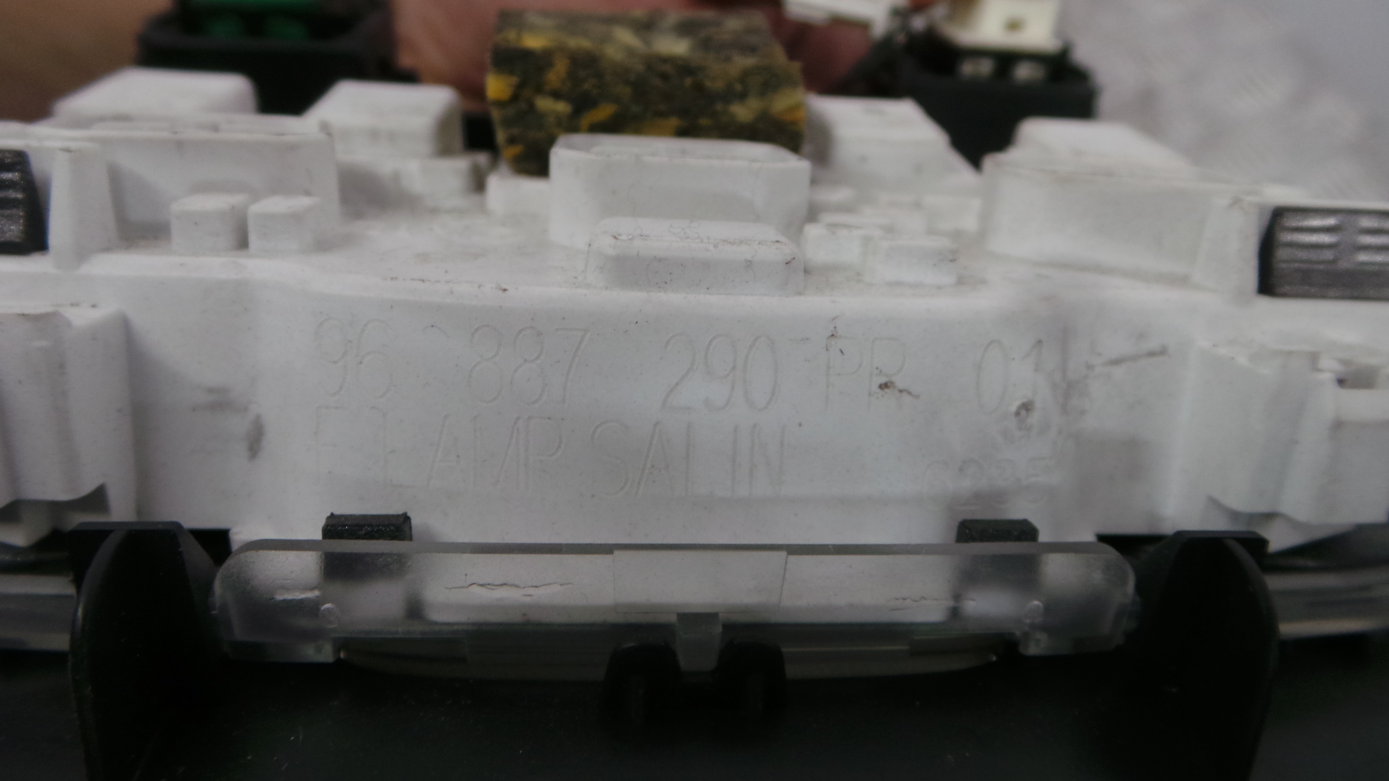 Plafonier Teto 9677821577-1 - PEUGEOT 308 II (LB_, LP_, LW_, LH_, L3_)-36538538