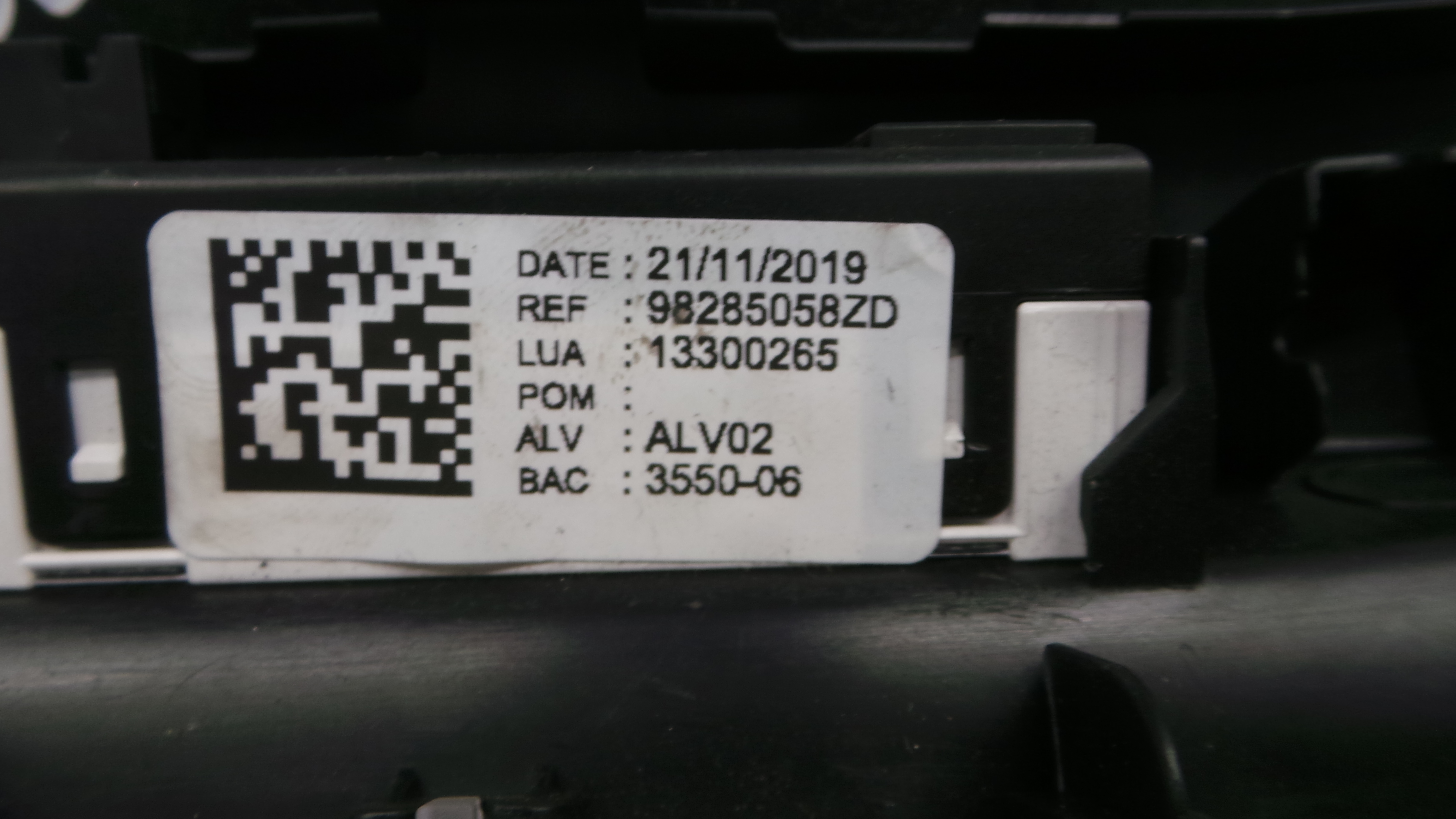 Plafonier Teto 9677821577-1 - PEUGEOT 308 II (LB_, LP_, LW_, LH_, L3_)-36538538