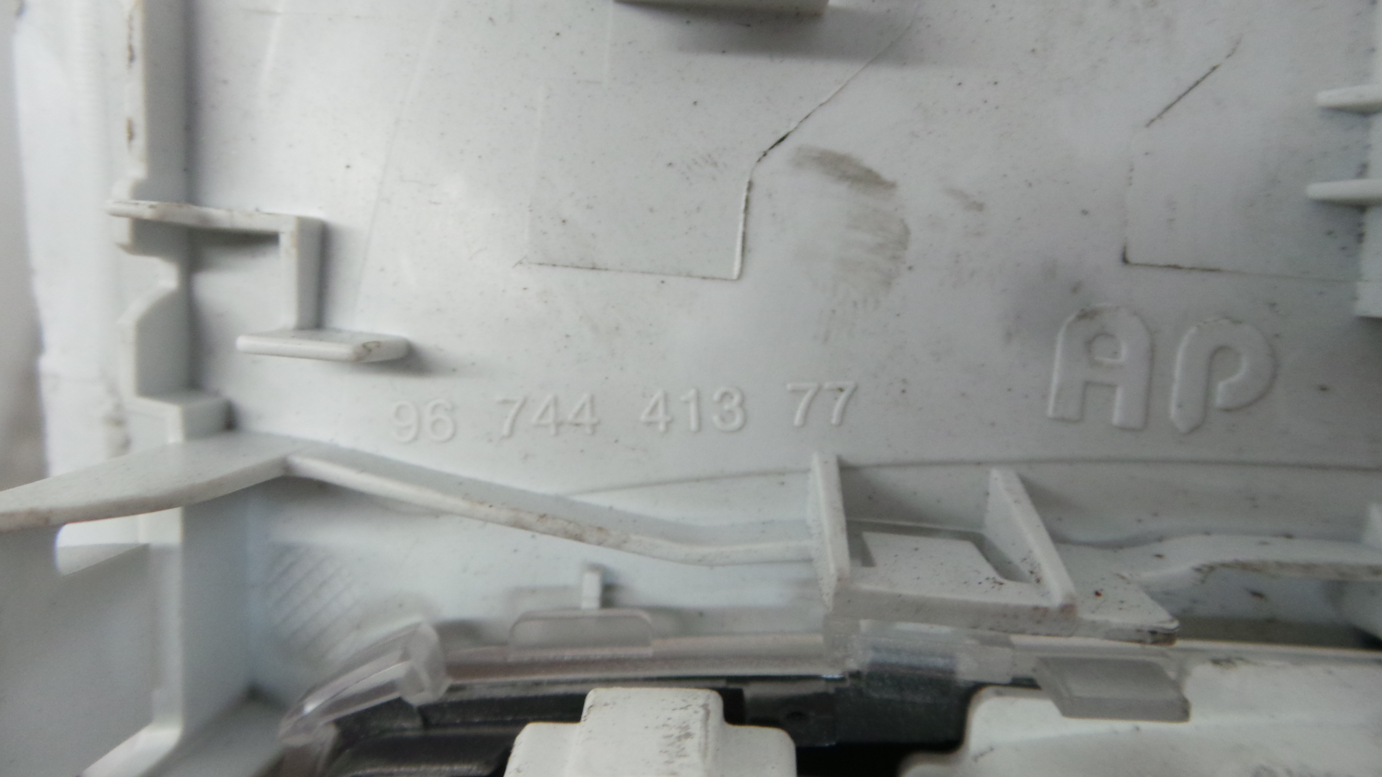 Plafonier Teto 9674441377 - PEUGEOT 208 I (CA_, CC_)-36538554