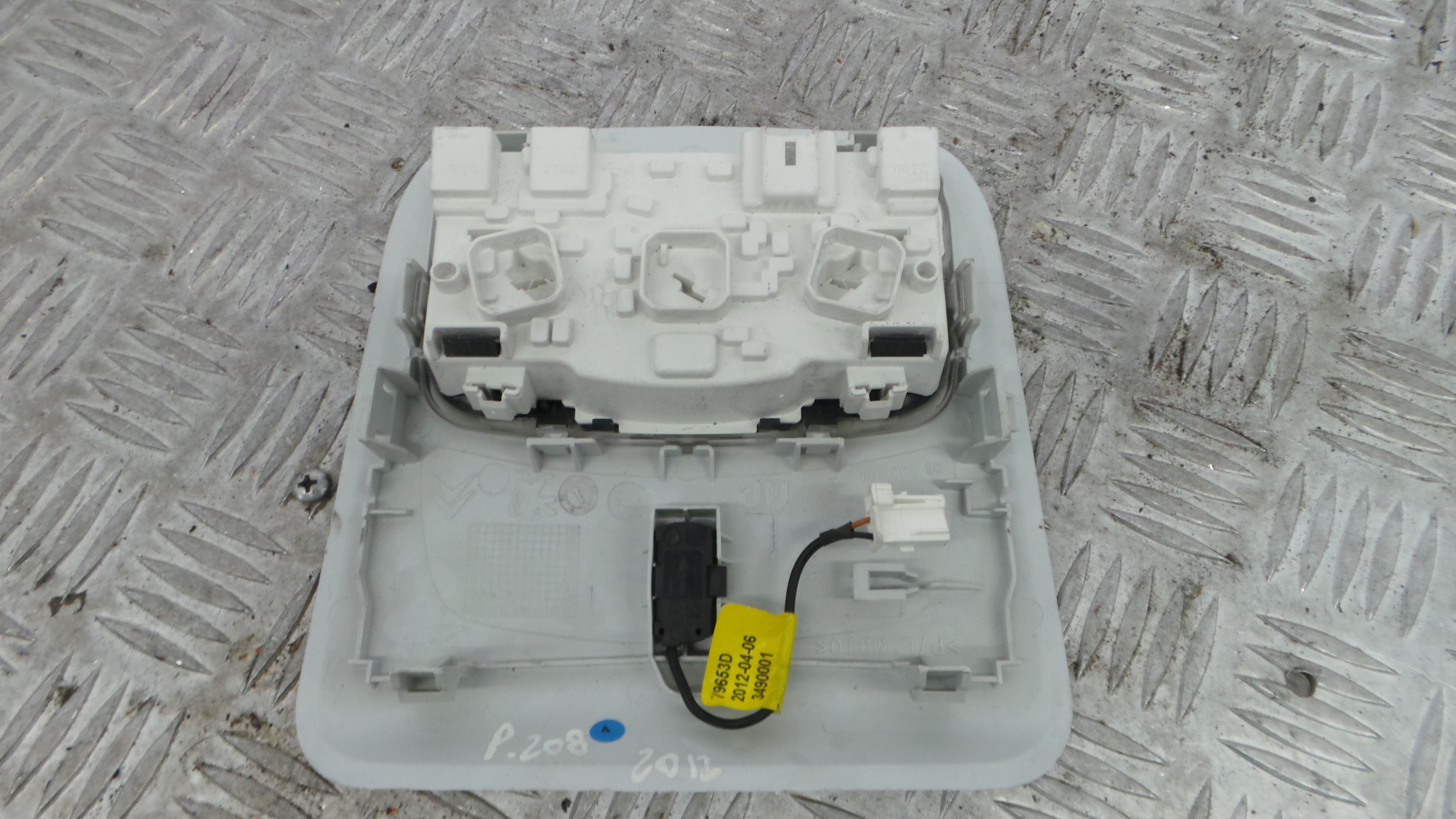 Plafonier Teto 9673810977 - PEUGEOT 208 I (CA_, CC_)-36538562