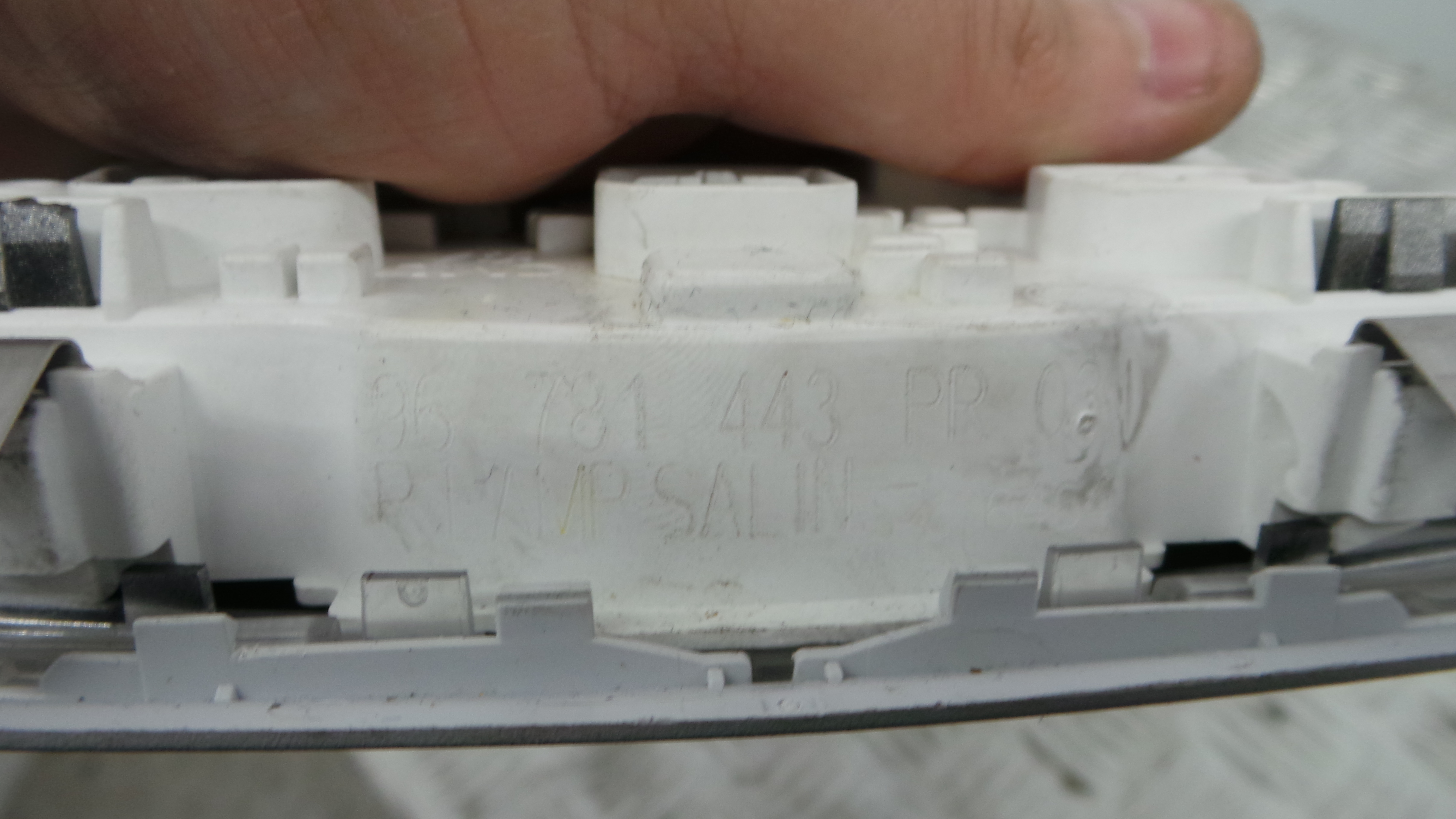 Plafonier Teto 96781443PR - PEUGEOT 308 II (LB_, LP_, LW_, LH_, L3_)-36538766