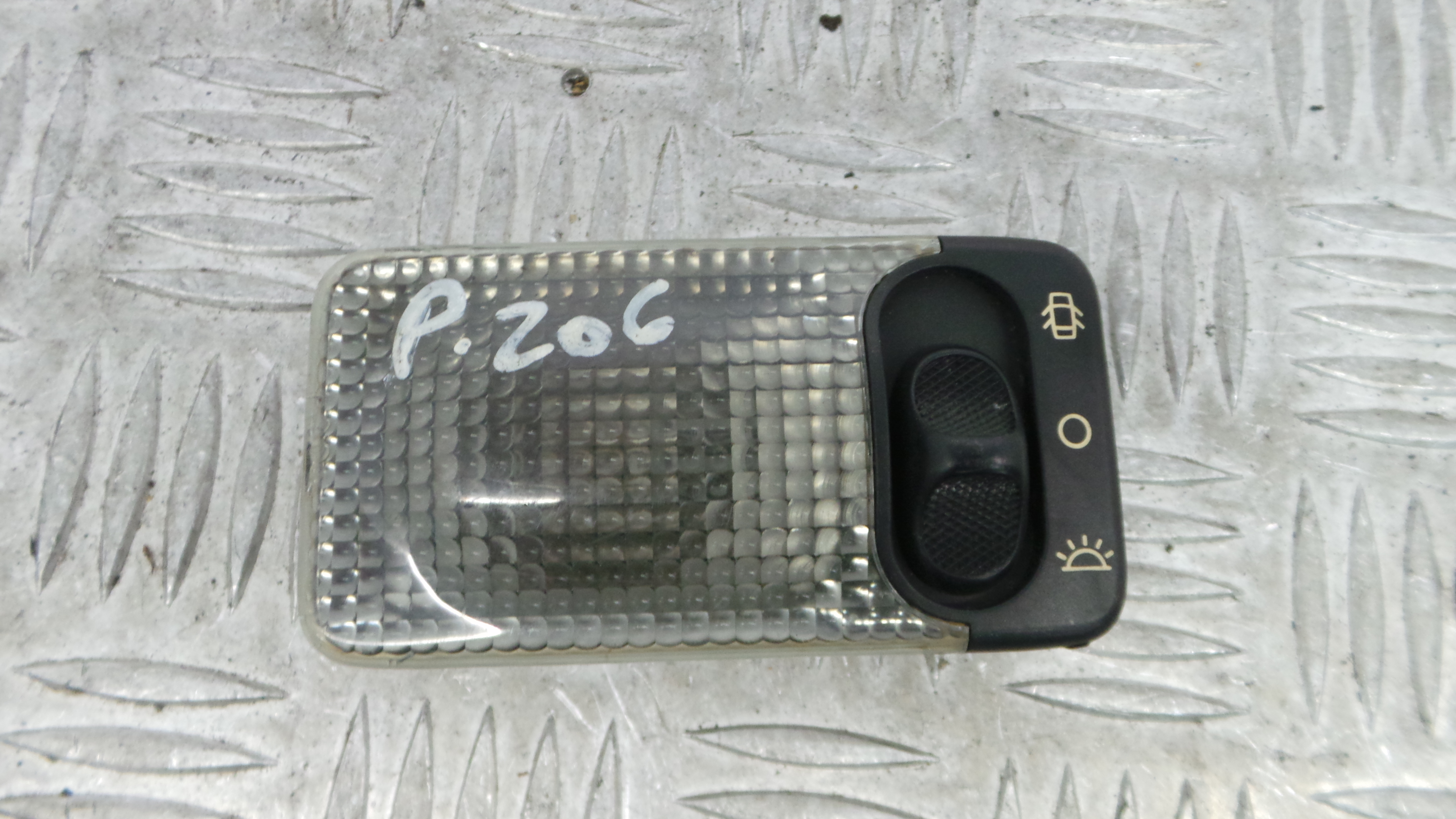 Plafonier Teto 6362K9 - PEUGEOT 206 Hatchback (2A/C)-36546850 Plafonier Teto 6362K9 - PEUGEOT 206 Hatchback (2A/C)-36546850