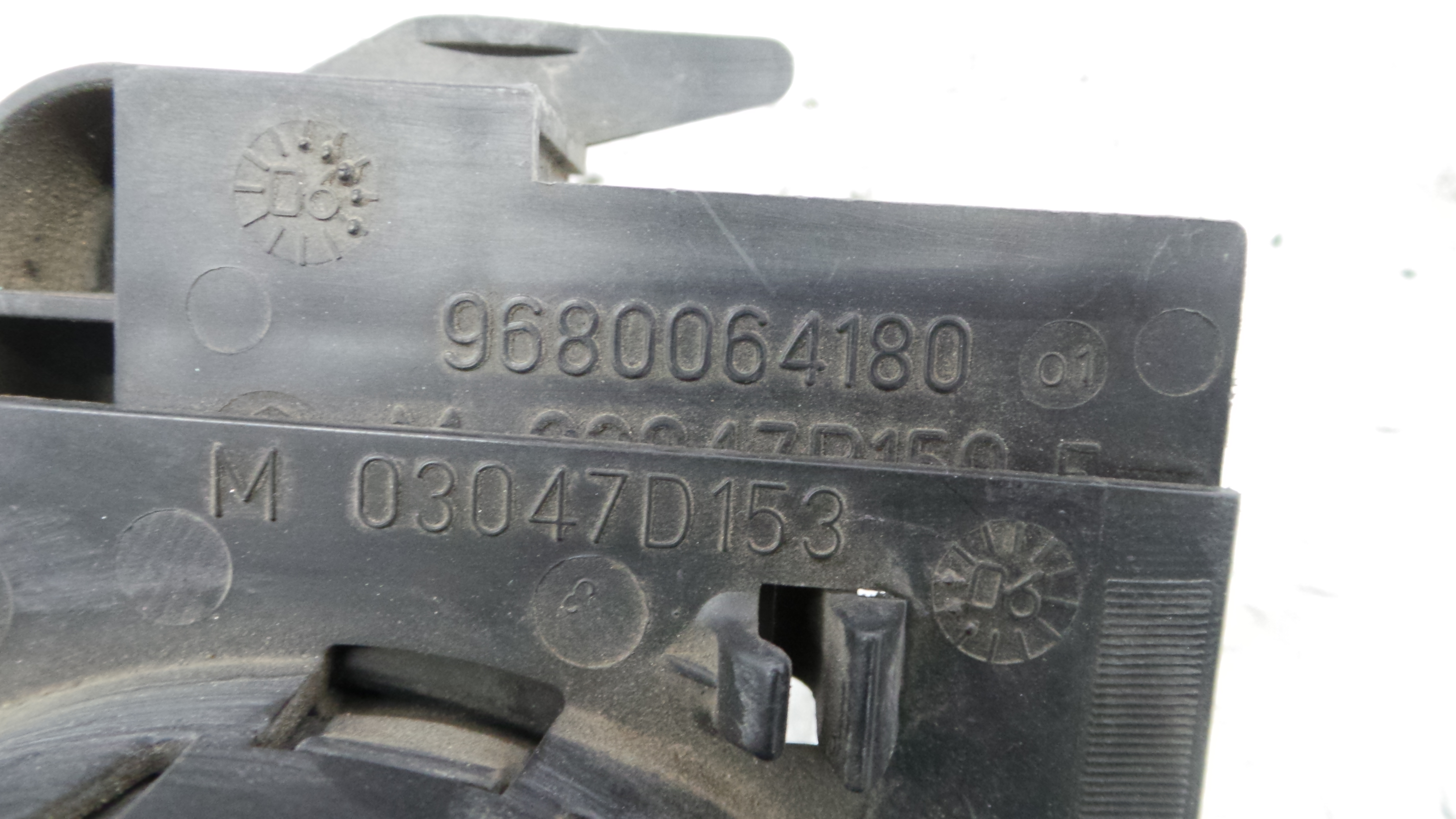 Tubo Caixa Filtro Ar 9680064080 - PEUGEOT 207 (WA_, WC_), 207/207+ (WA_, WC_)-36547509