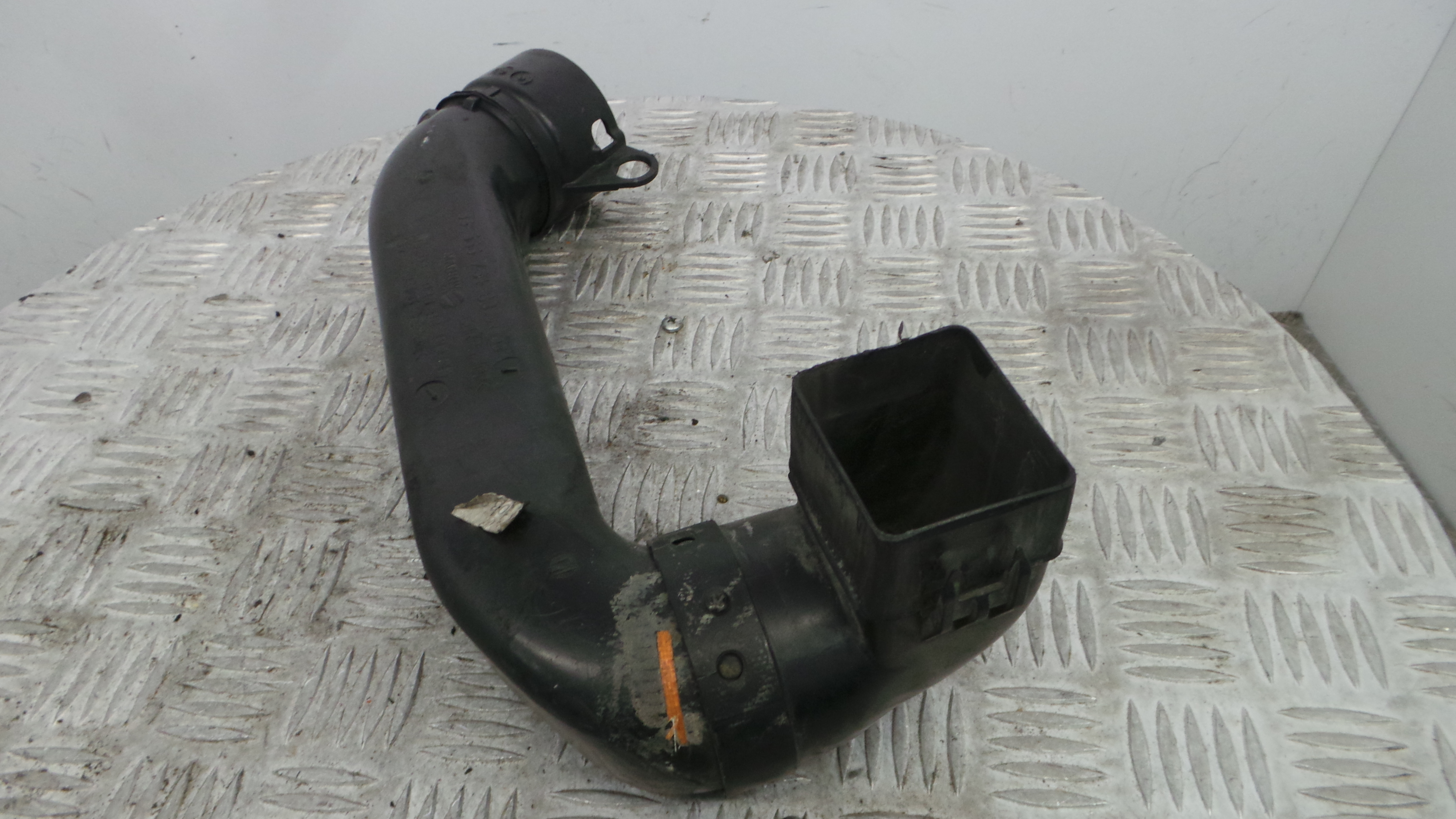 Tubo Caixa Filtro Ar 9656673480 - PEUGEOT 308 I (4A_, 4C_)-36547651