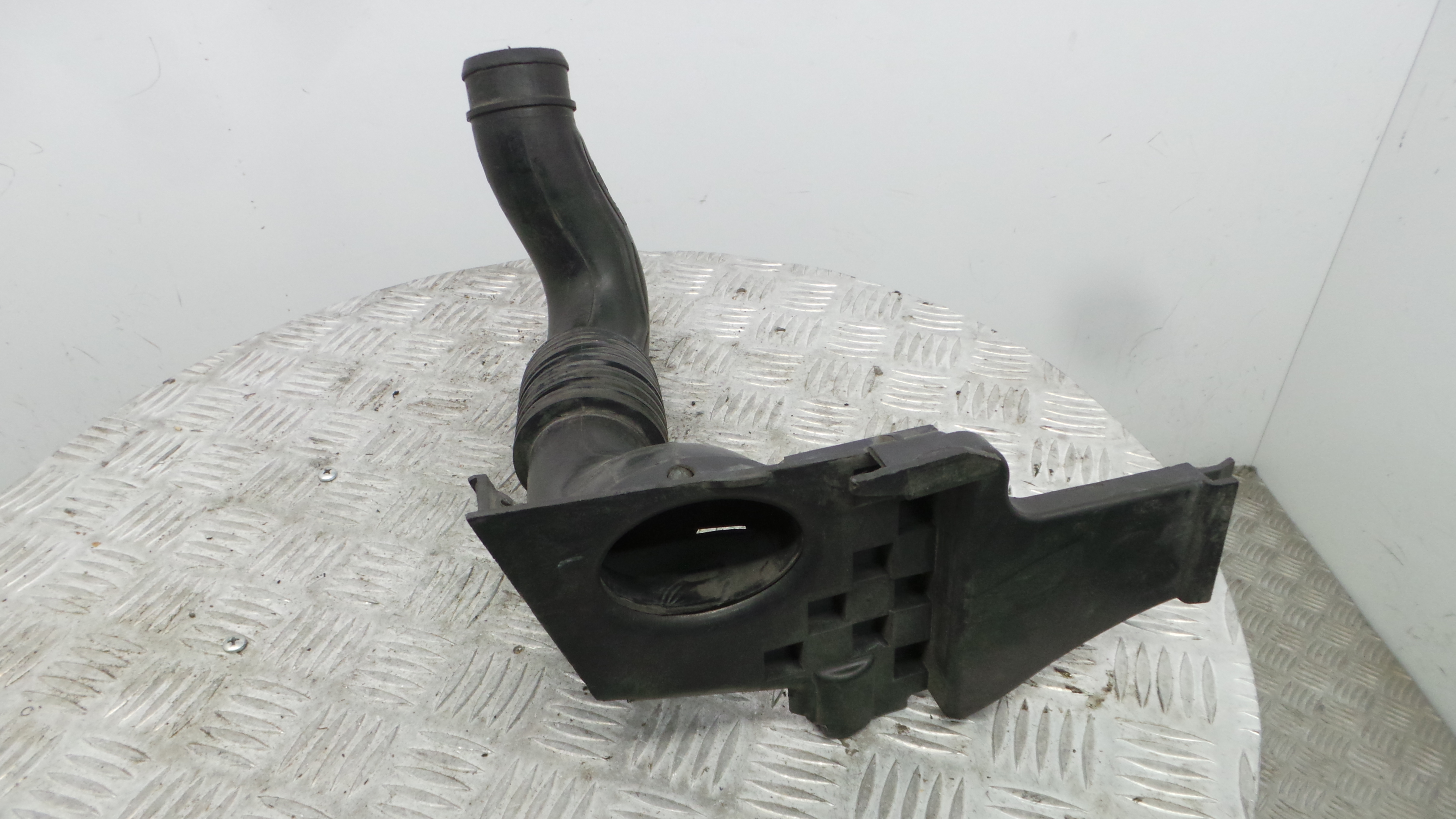 Tubo Caixa Filtro Ar 9639594580 - CITROËN C3 II (SC_)-36552413