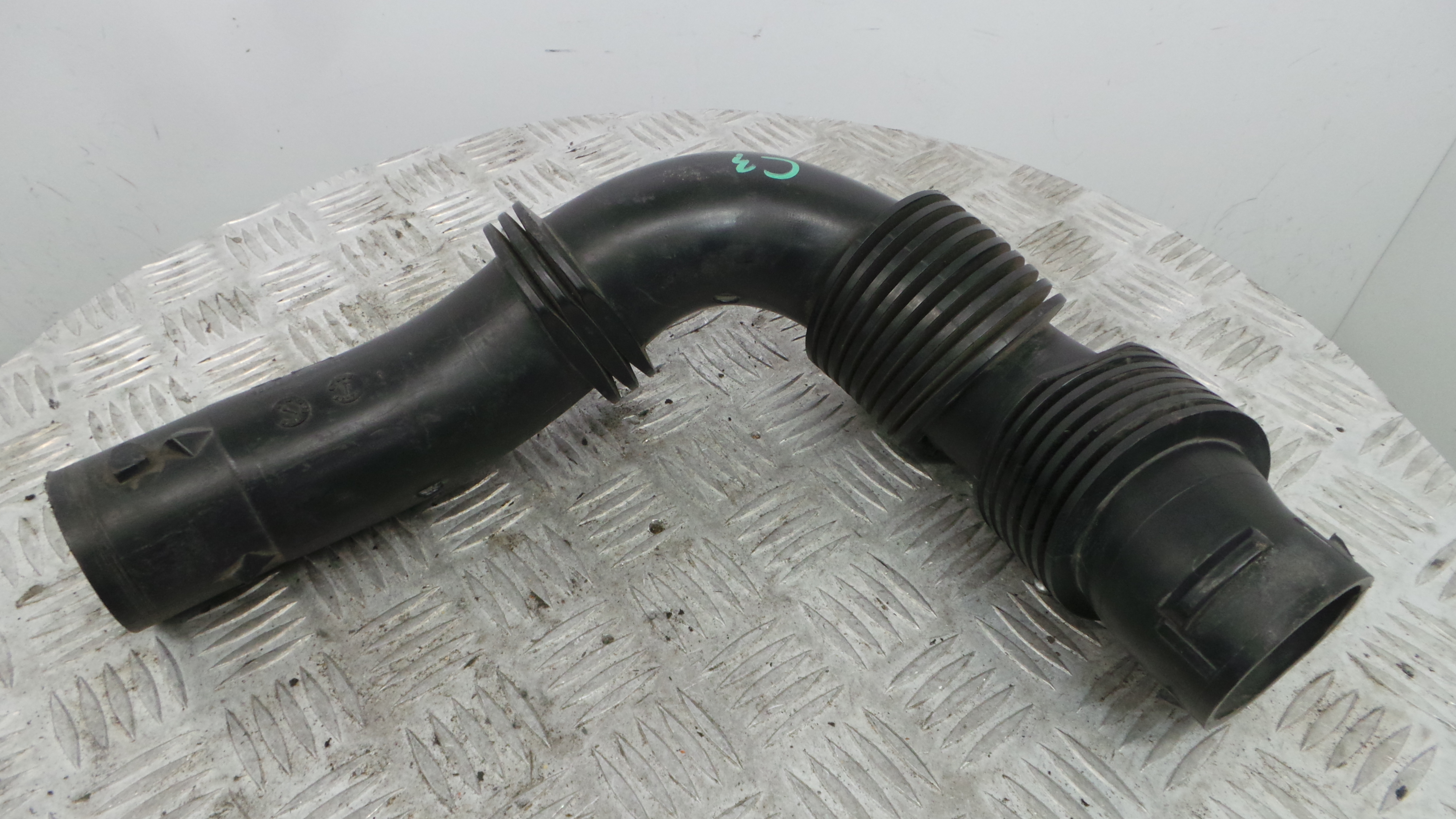 Tubo Caixa Filtro Ar 9684813580 - CITROËN C3 II (SC_)-36553891