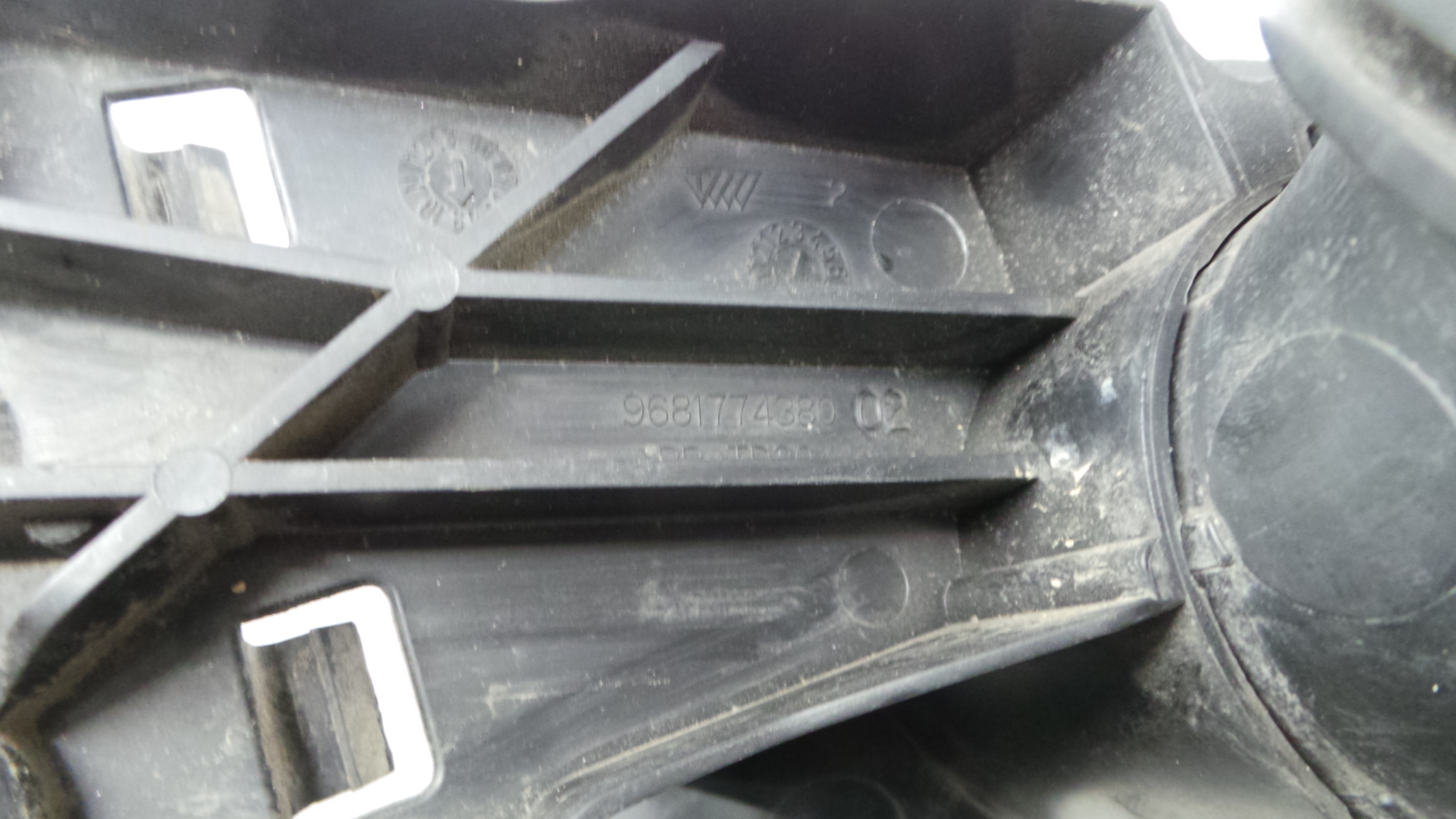 Tubo Caixa Filtro Ar 9681774380 - CITROËN BERLINGO Caixa/monovolume (B9)-36553894