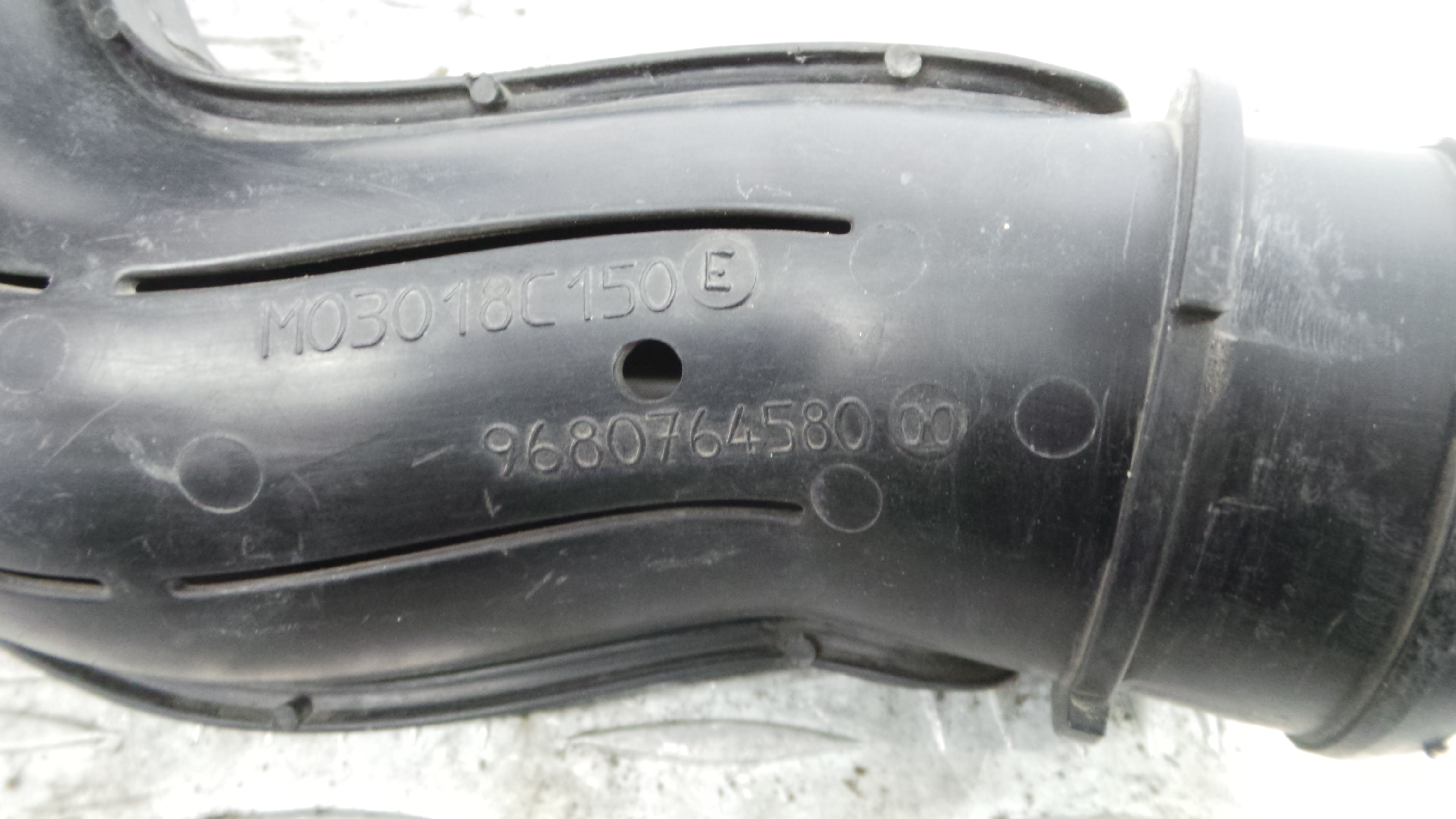 Tubo Caixa Filtro Ar 9680764580 - PEUGEOT 207 (WA_, WC_), 207/207+ (WA_, WC_)-36554065