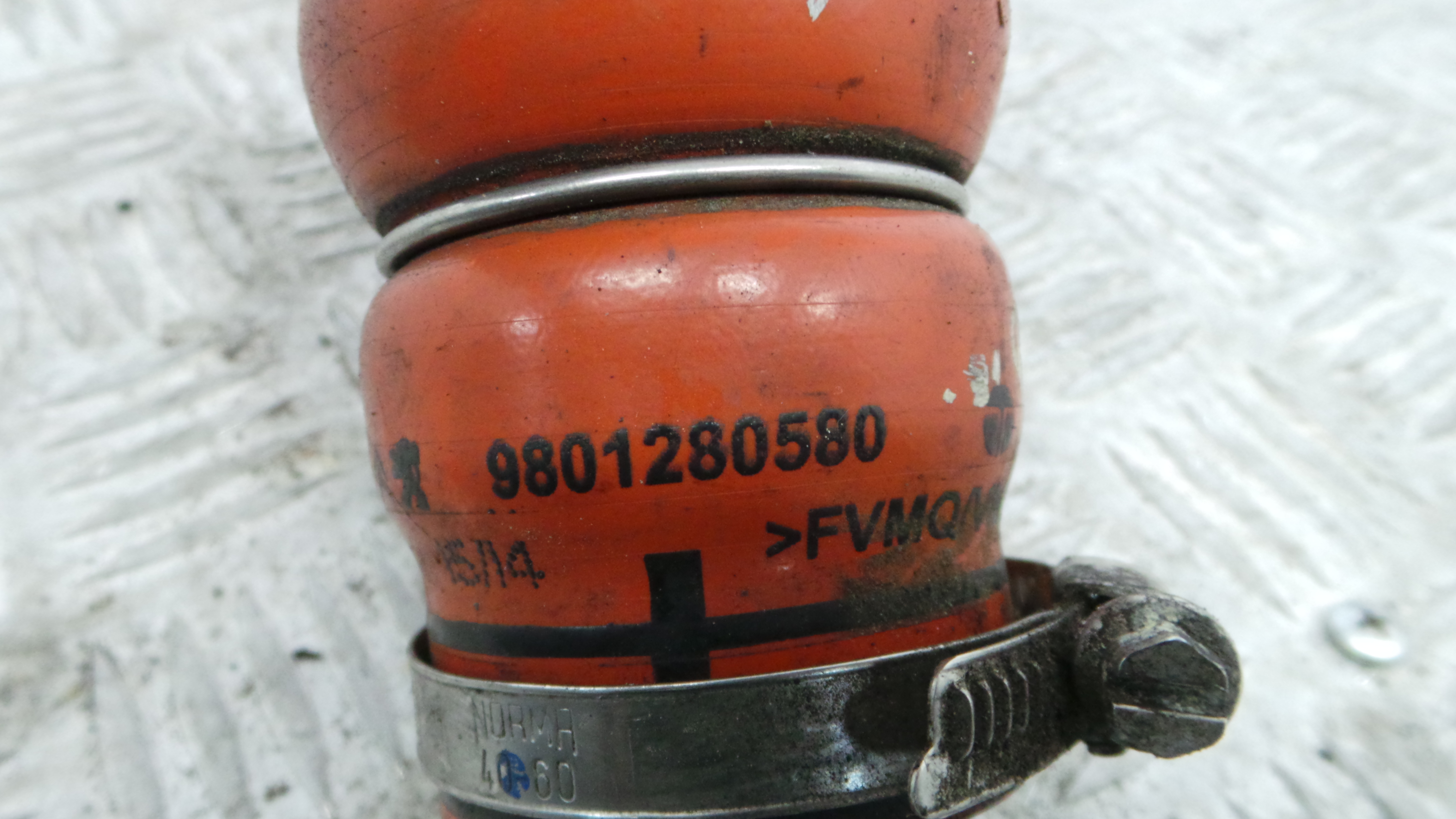 Tubo Intercooler 9801280580 - PEUGEOT 208 I (CA_, CC_)-36554841