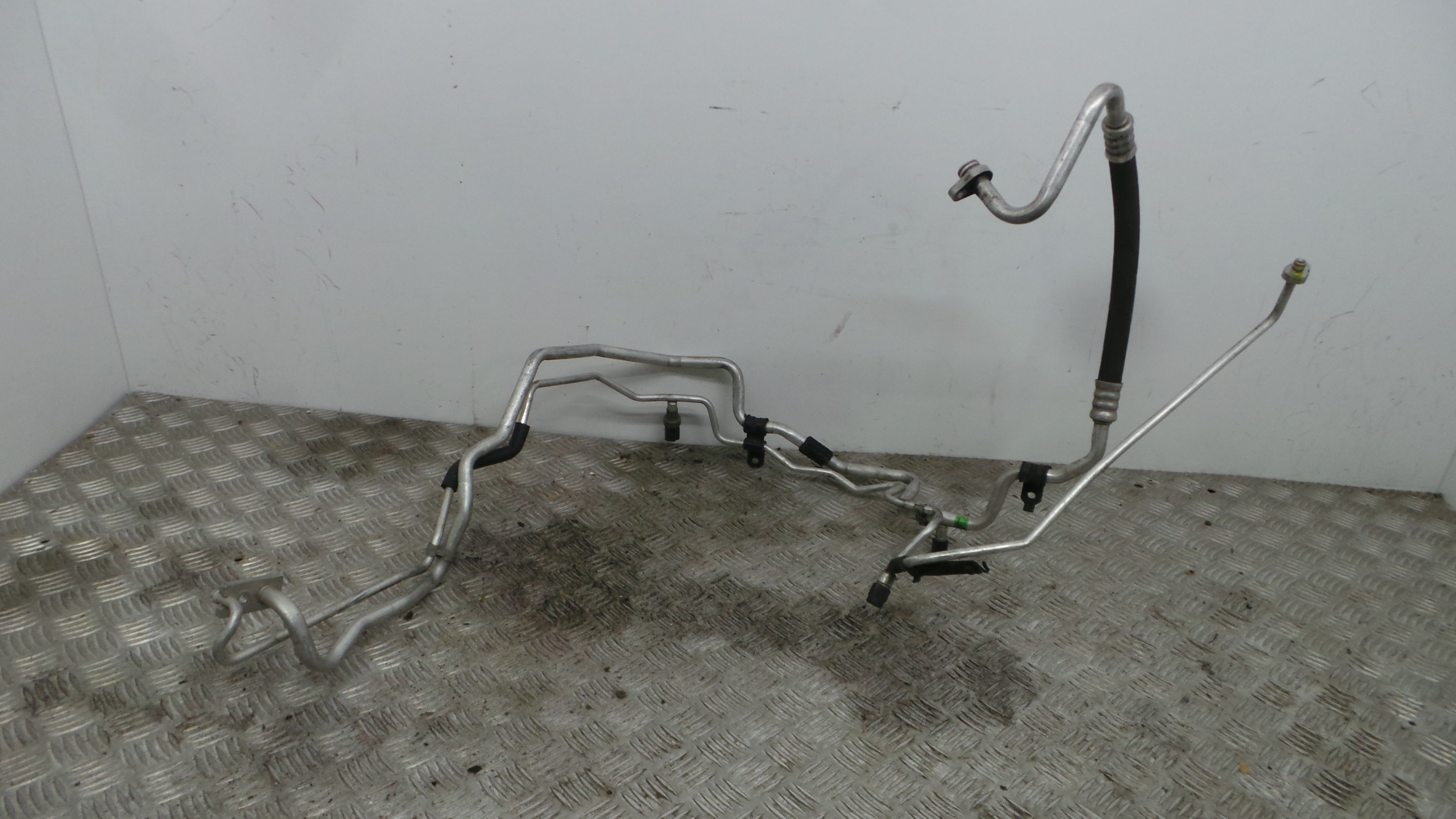 Tubos De Ar Condicionado 88720-0H020G - PEUGEOT 107 (PM_, PN_)-36557942 Tubos De Ar Condicionado 88720-0H020G - PEUGEOT 107 (PM_, PN_)-36557942