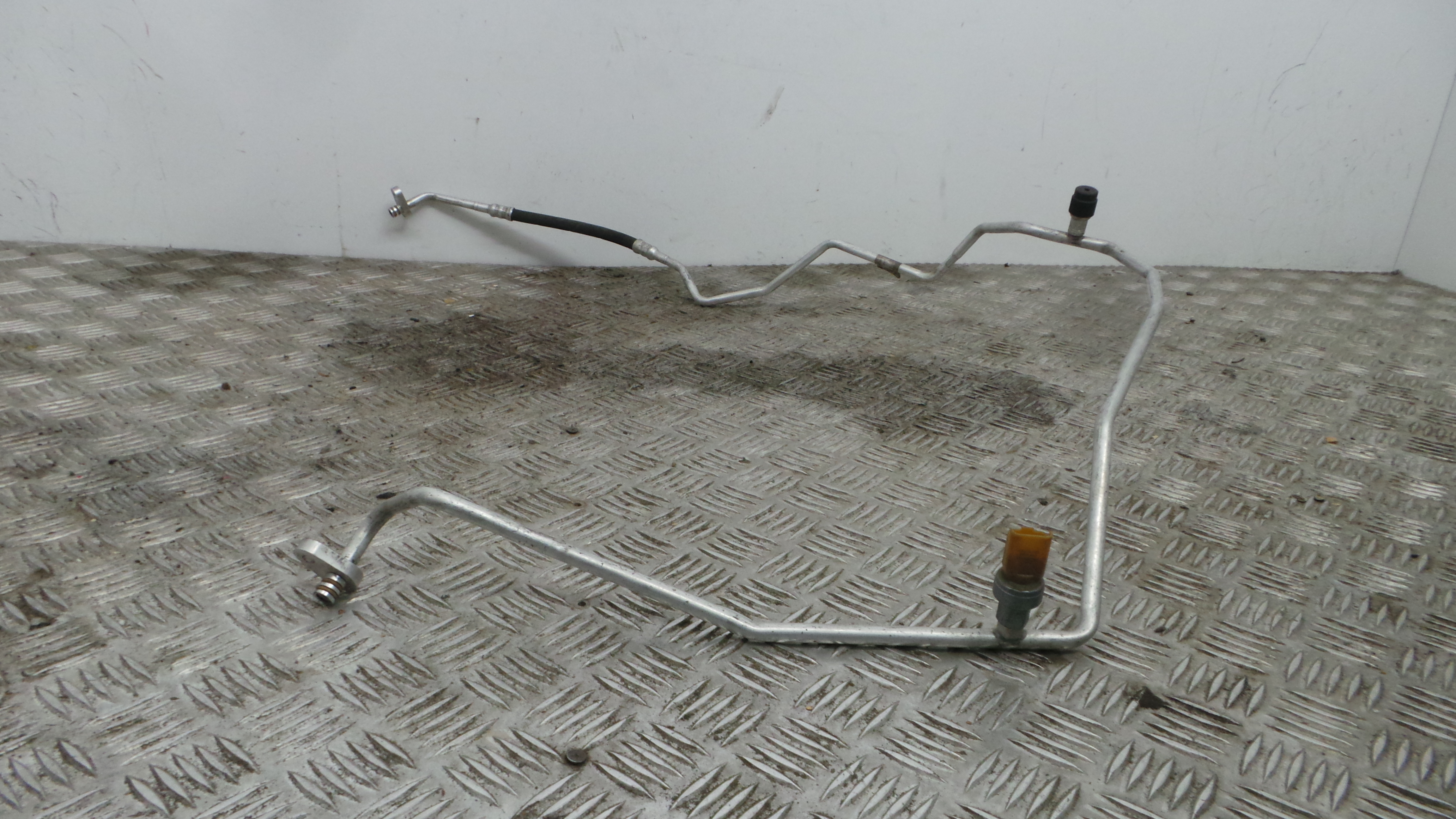 Tubo Ar Condicionado 450101375533XX - PEUGEOT 208 I (CA_, CC_)-36558319