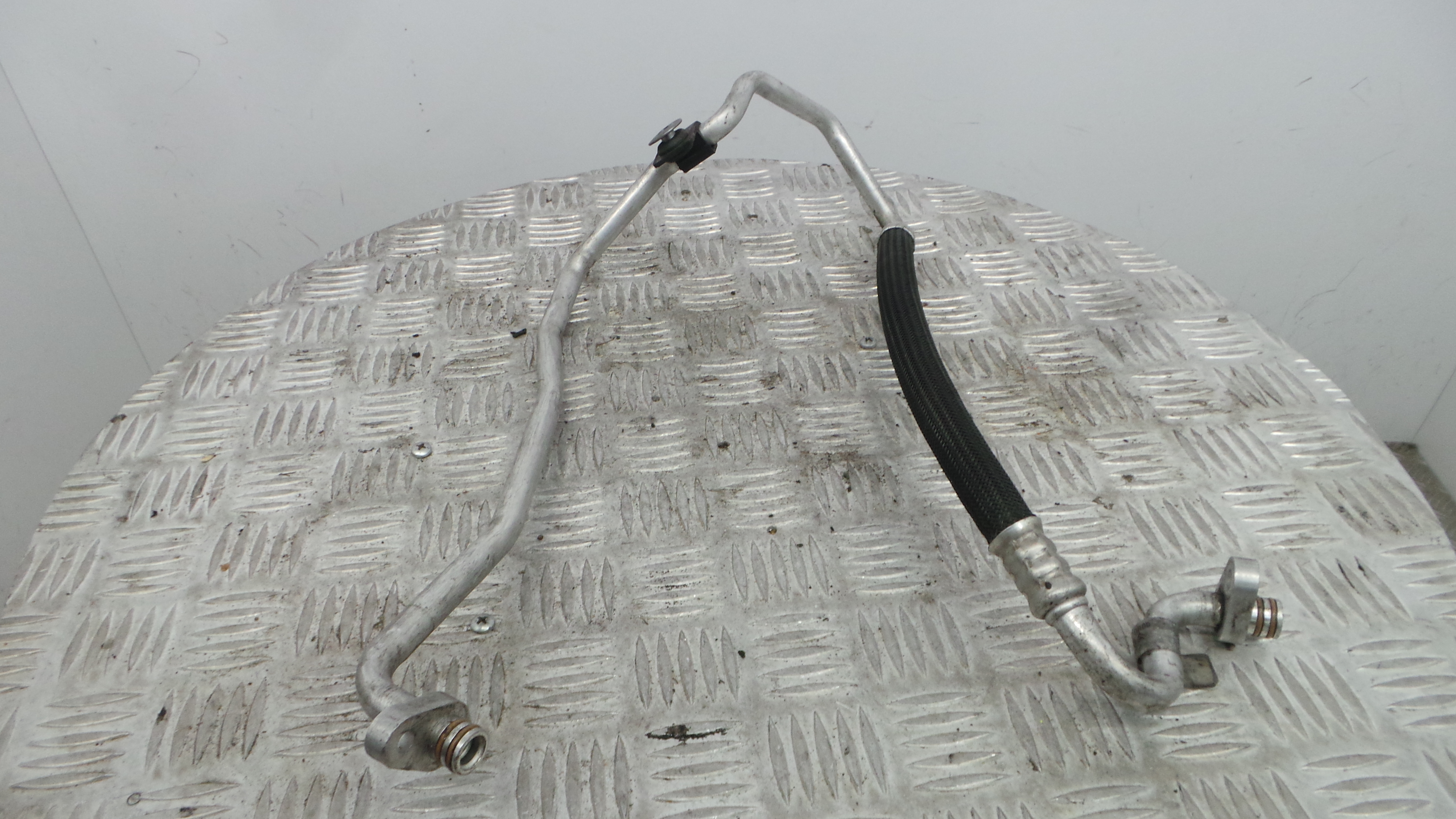 Tubo Ar Condicionado 9814628880 - CITROËN C3 / C3 ORIGIN III (SX)-36558647 Tubo Ar Condicionado 9814628880 - CITROËN C3 / C3 ORIGIN III (SX)-36558647