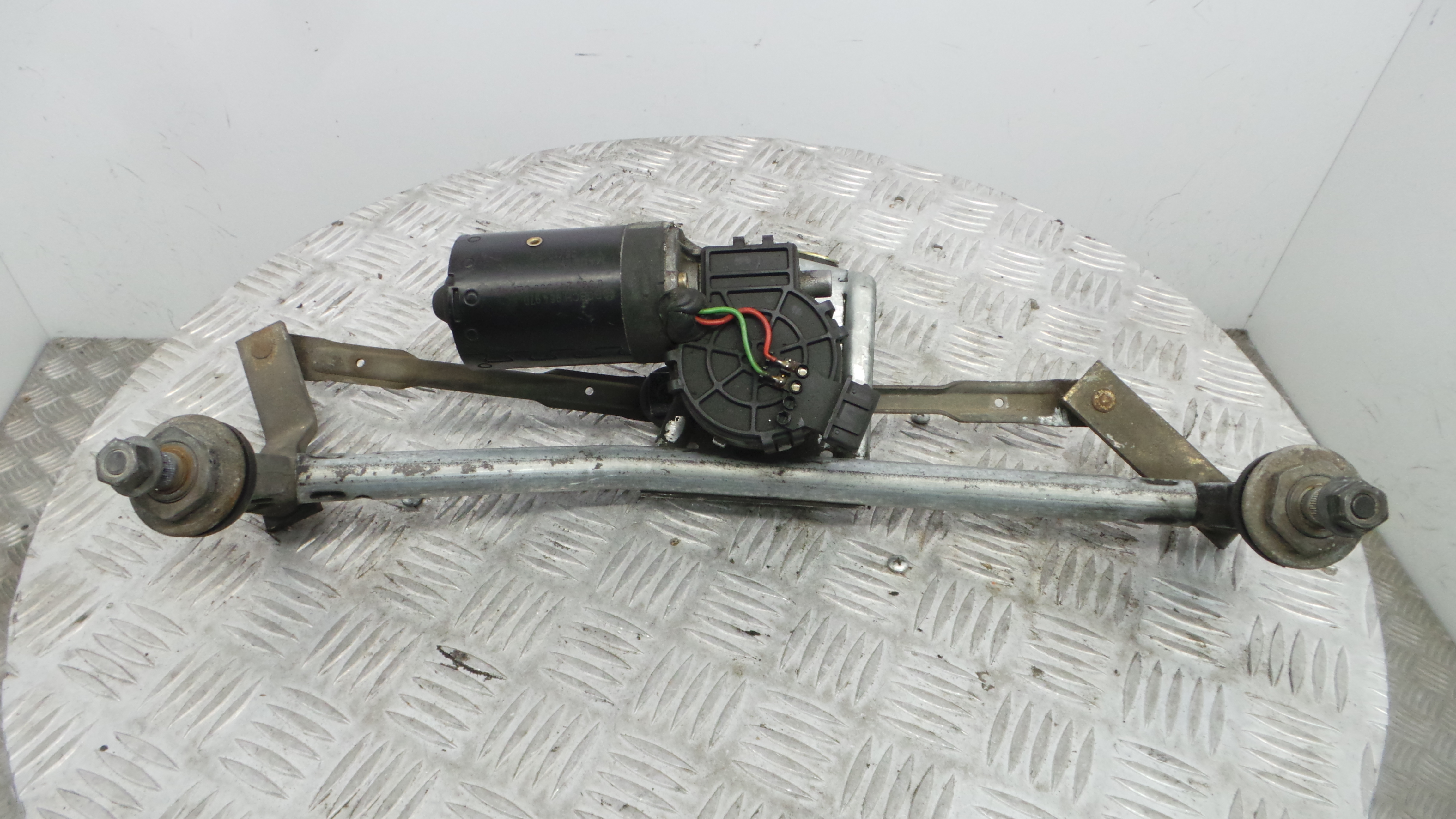 Motor Limpa Vidros Frente 3397020446 - PEUGEOT 206 Hatchback (2A/C)-36562259 Motor Limpa Vidros Frente 3397020446 - PEUGEOT 206 Hatchback (2A/C)-36562259