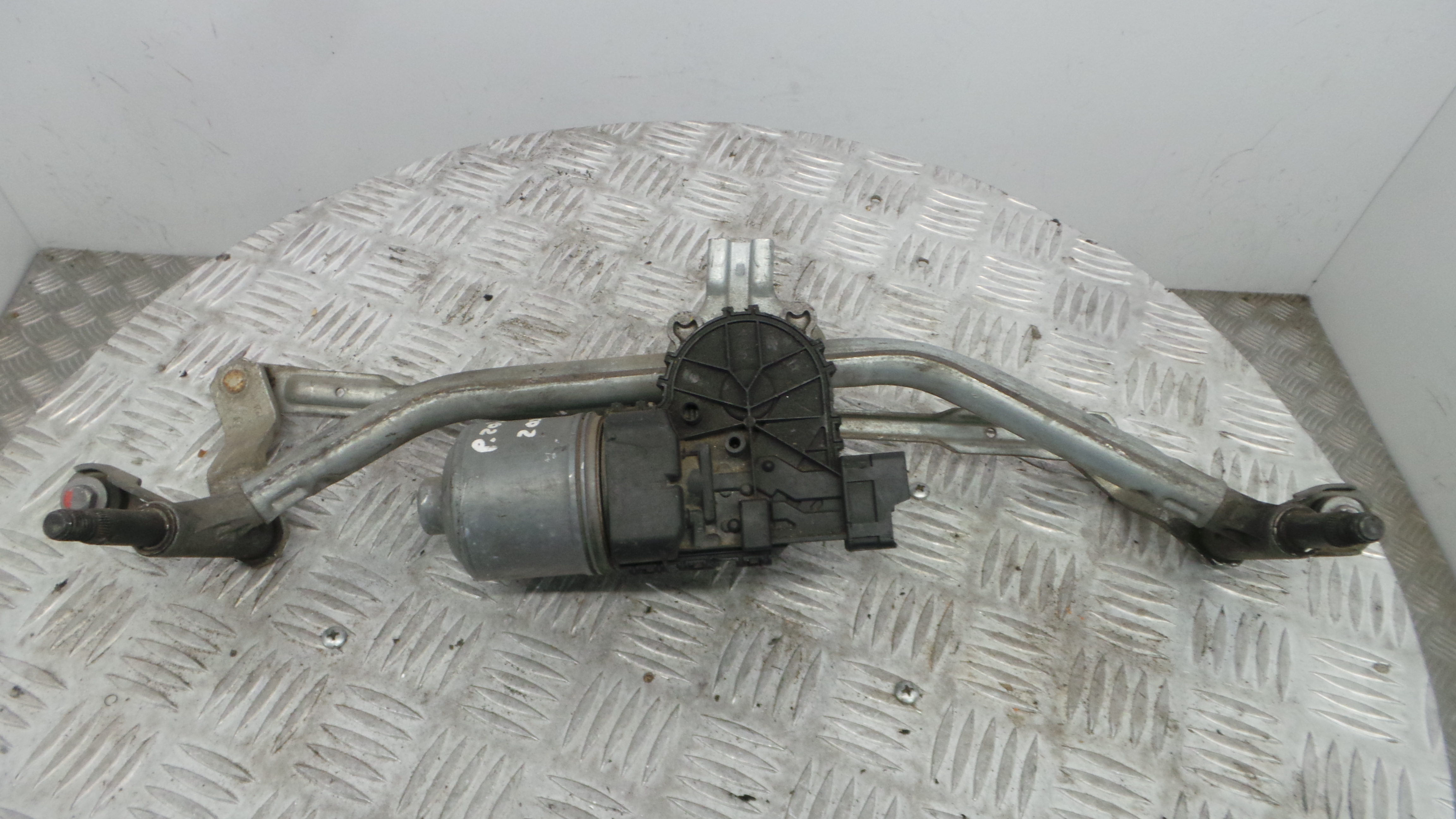 Motor Limpa Vidros Frente 9650380780 - PEUGEOT 207 (WA_, WC_), 207/207+ (WA_, WC_)-36563001 Motor Limpa Vidros Frente 9650380780 - PEUGEOT 207 (WA_, WC_), 207/207+ (WA_, WC_)-36563001