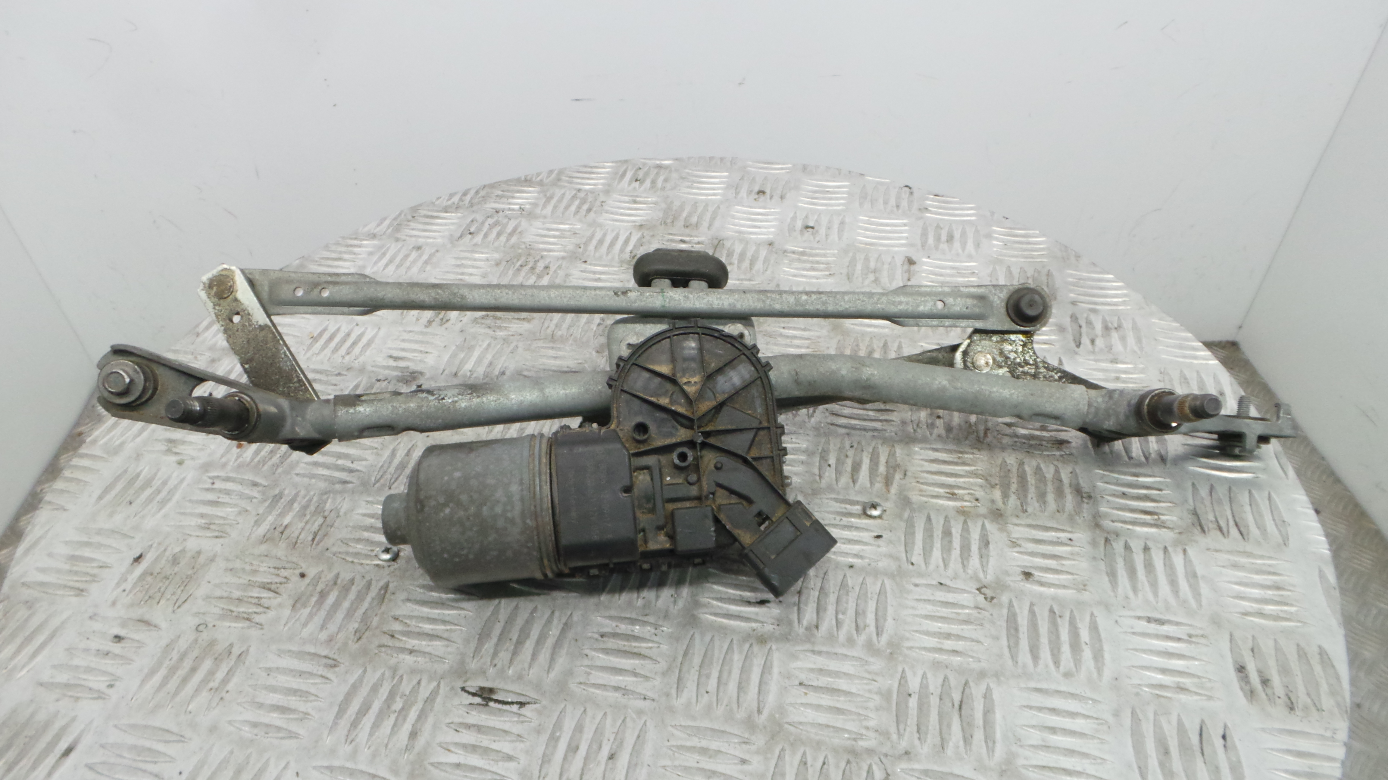 Motor Limpa Vidros Frente 9682861480 - PEUGEOT PARTNER Caixa/monovolume-36563005 Motor Limpa Vidros Frente 9682861480 - PEUGEOT PARTNER Caixa/monovolume-36563005