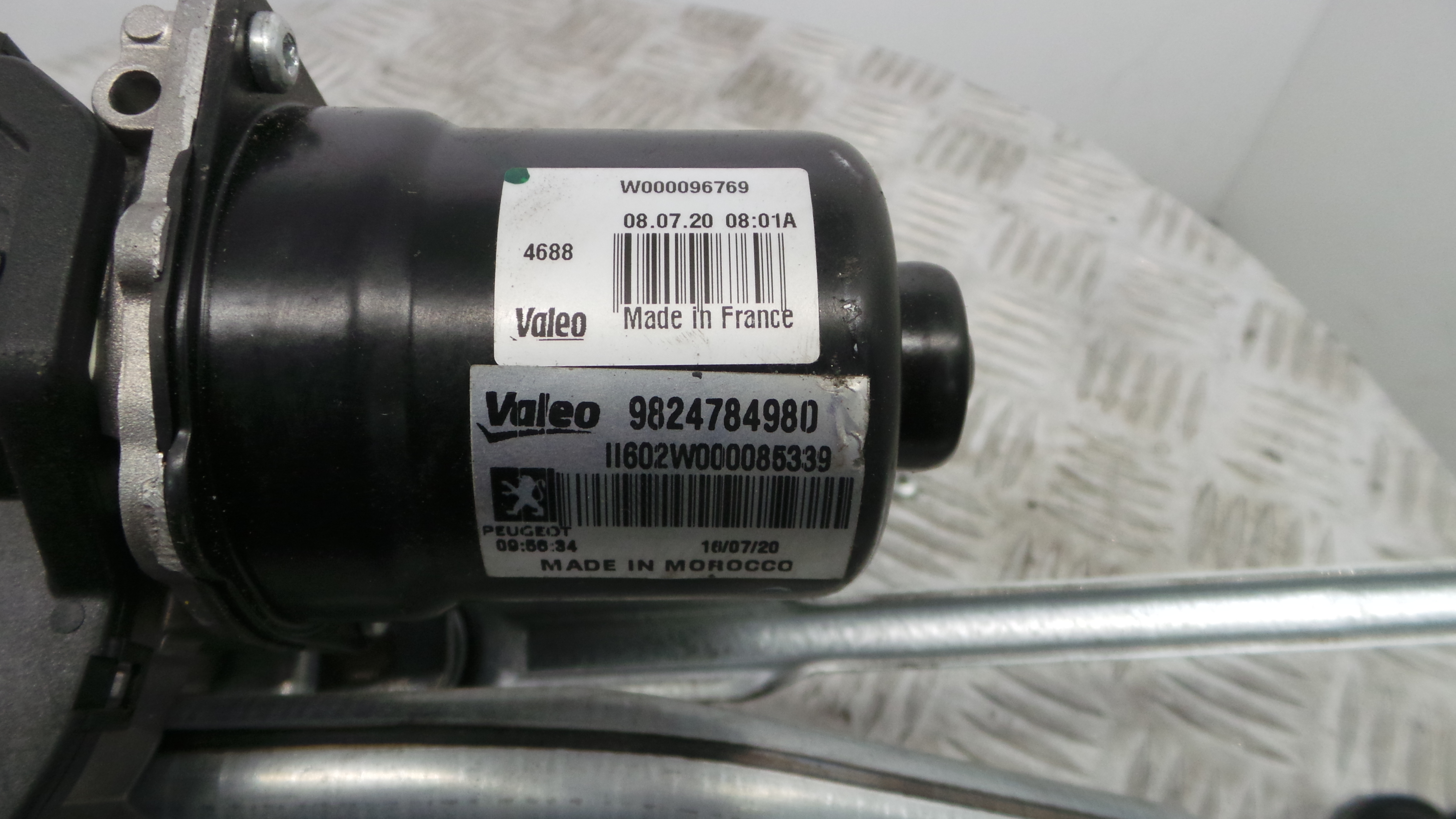 Motor Limpa Vidros Frente  9824784980 - PEUGEOT 208 II (UB_, UP_, UW_, UJ_)-36563121