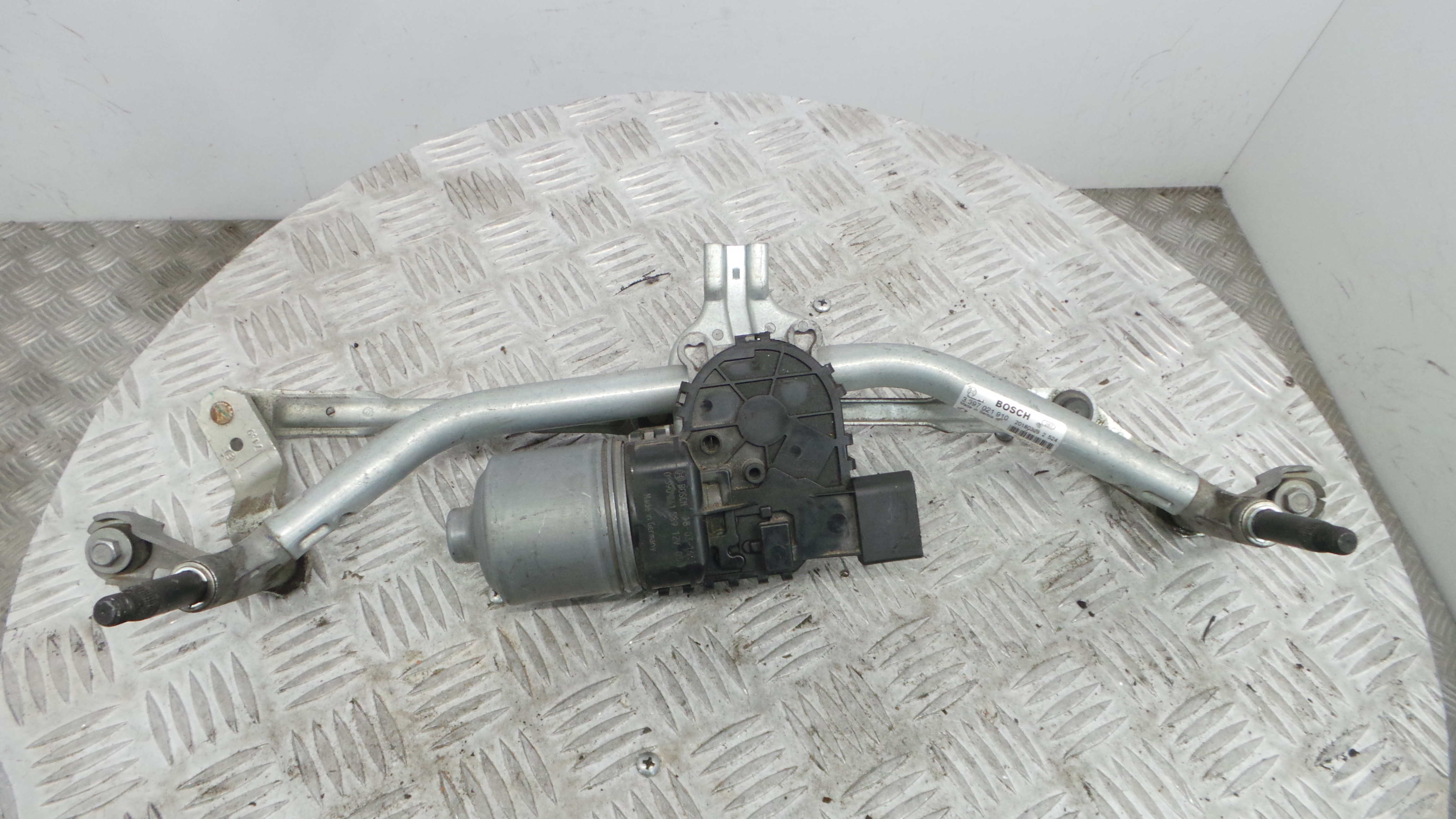 Motor Limpa Vidros Frente  9815497780 - CITROËN C3 / C3 ORIGIN III (SX)-36563574