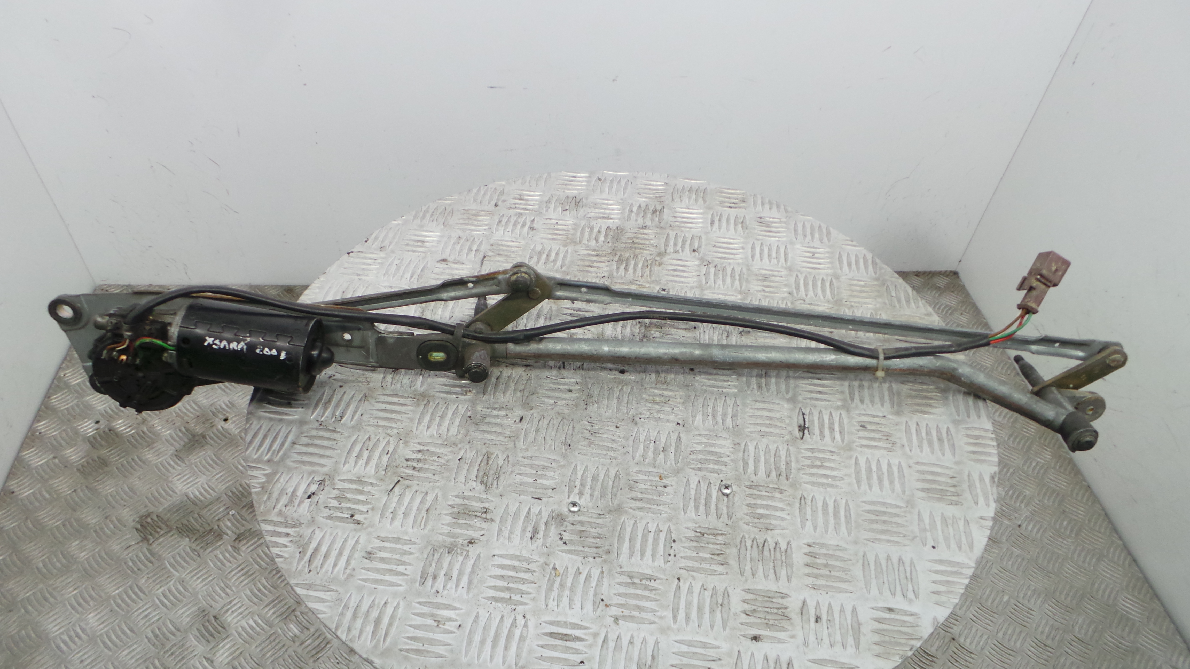 Motor Limpa Vidros Frente  3397020510 - CITROËN XSARA (N1)-36570148