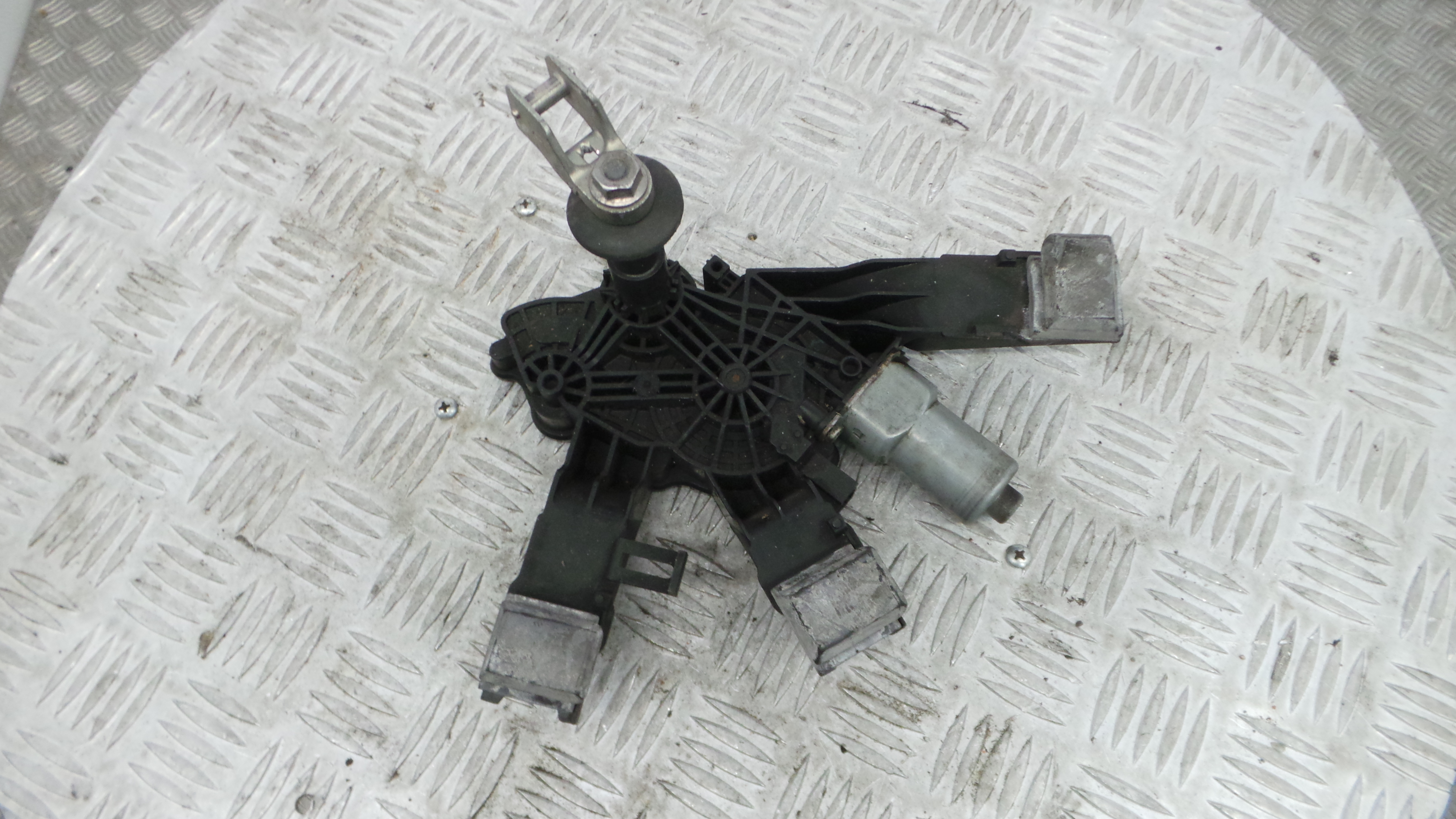 Motor Limpa Vidros Trás 9677680580 - PEUGEOT 308 II (LB_, LP_, LW_, LH_, L3_)-36570229