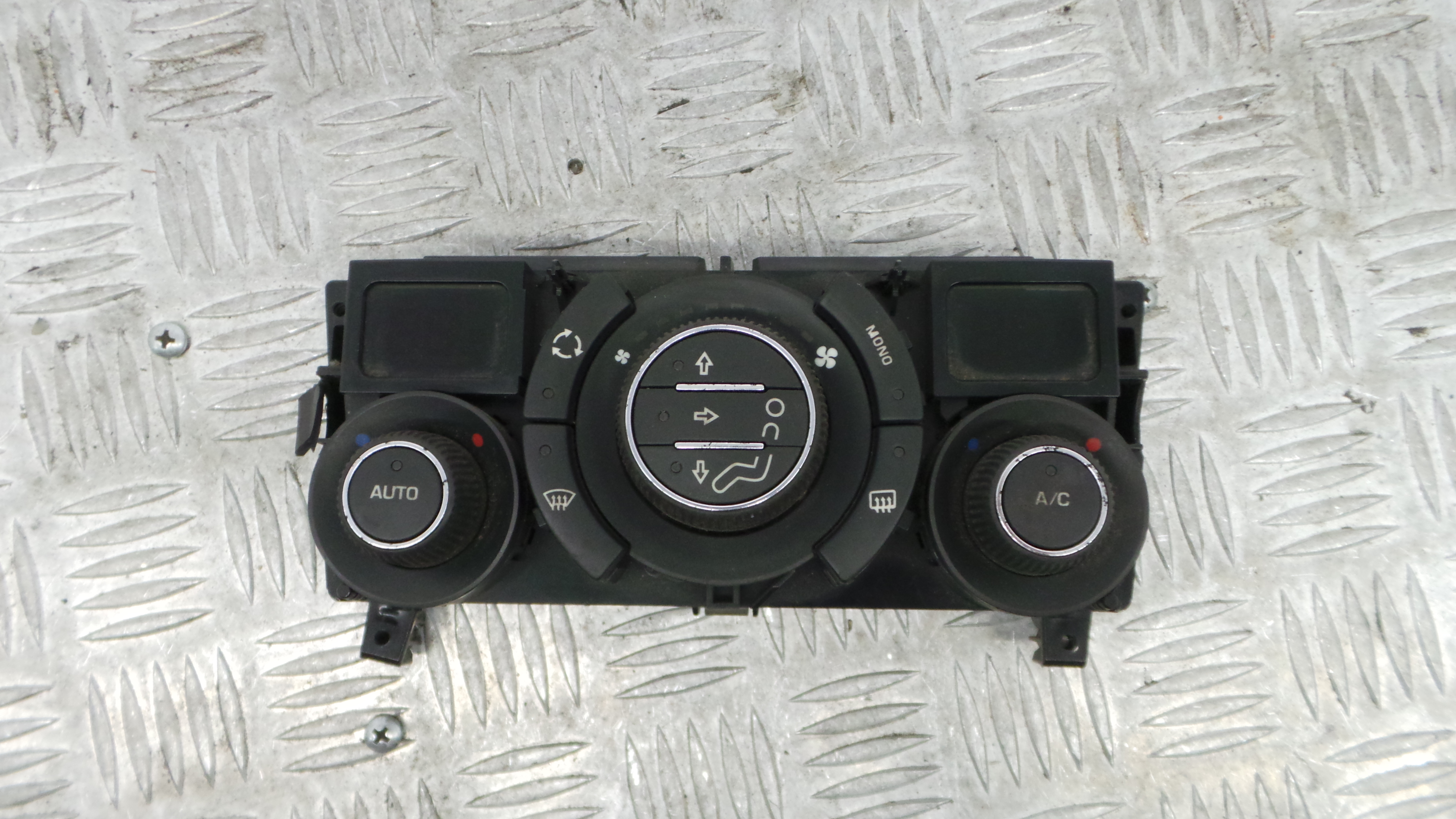 Comando da Sofagem / Climatronic 96850724XT - PEUGEOT 308 I (4A_, 4C_)-36586299