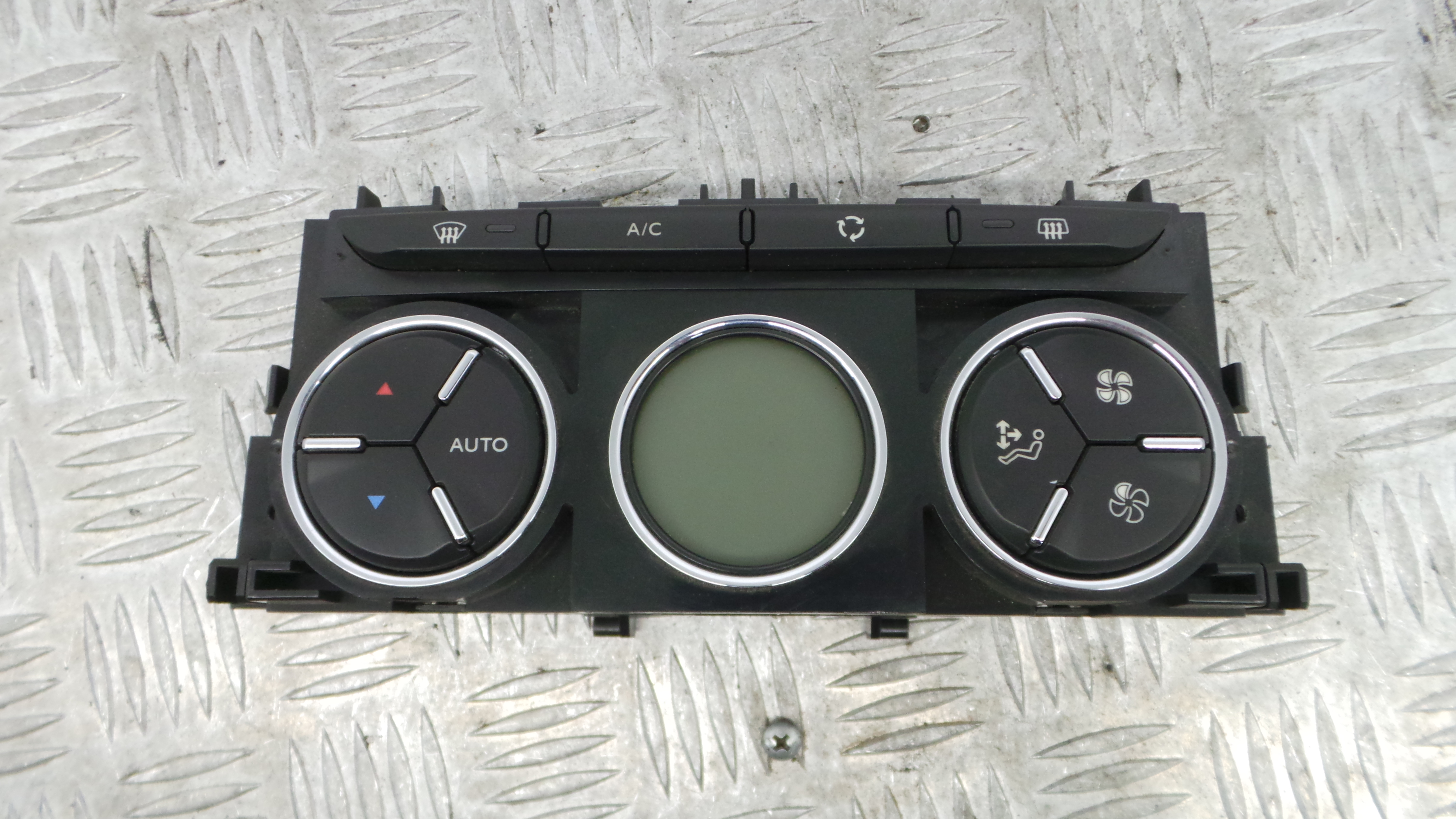 Comando da Sofagem / Climatronic 96753994XT - CITROËN C3 II (SC_)-36586306