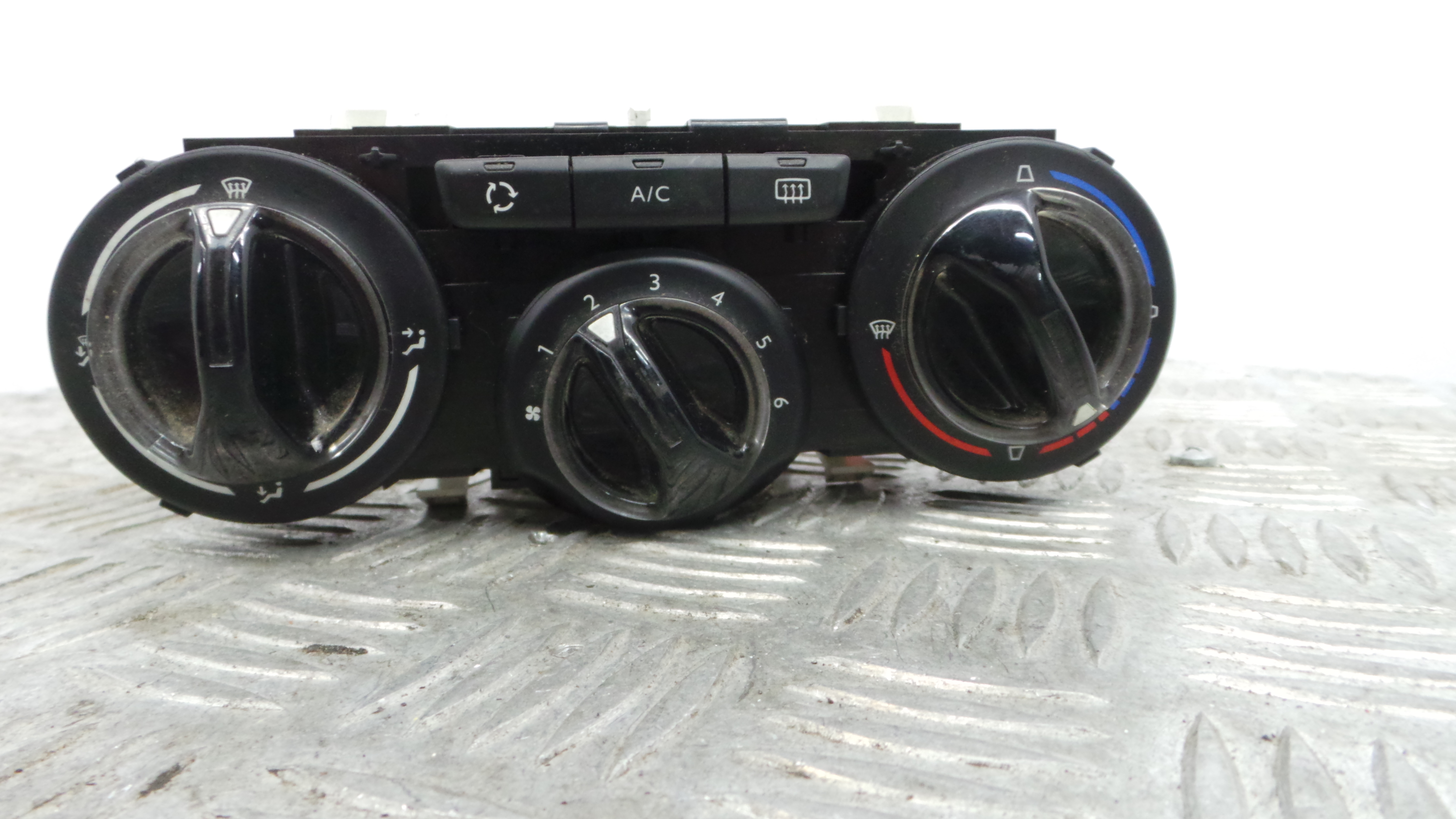 Comando da Sofagem / Climatronic 96722483ZD - PEUGEOT 208 I (CA_, CC_)-36586312