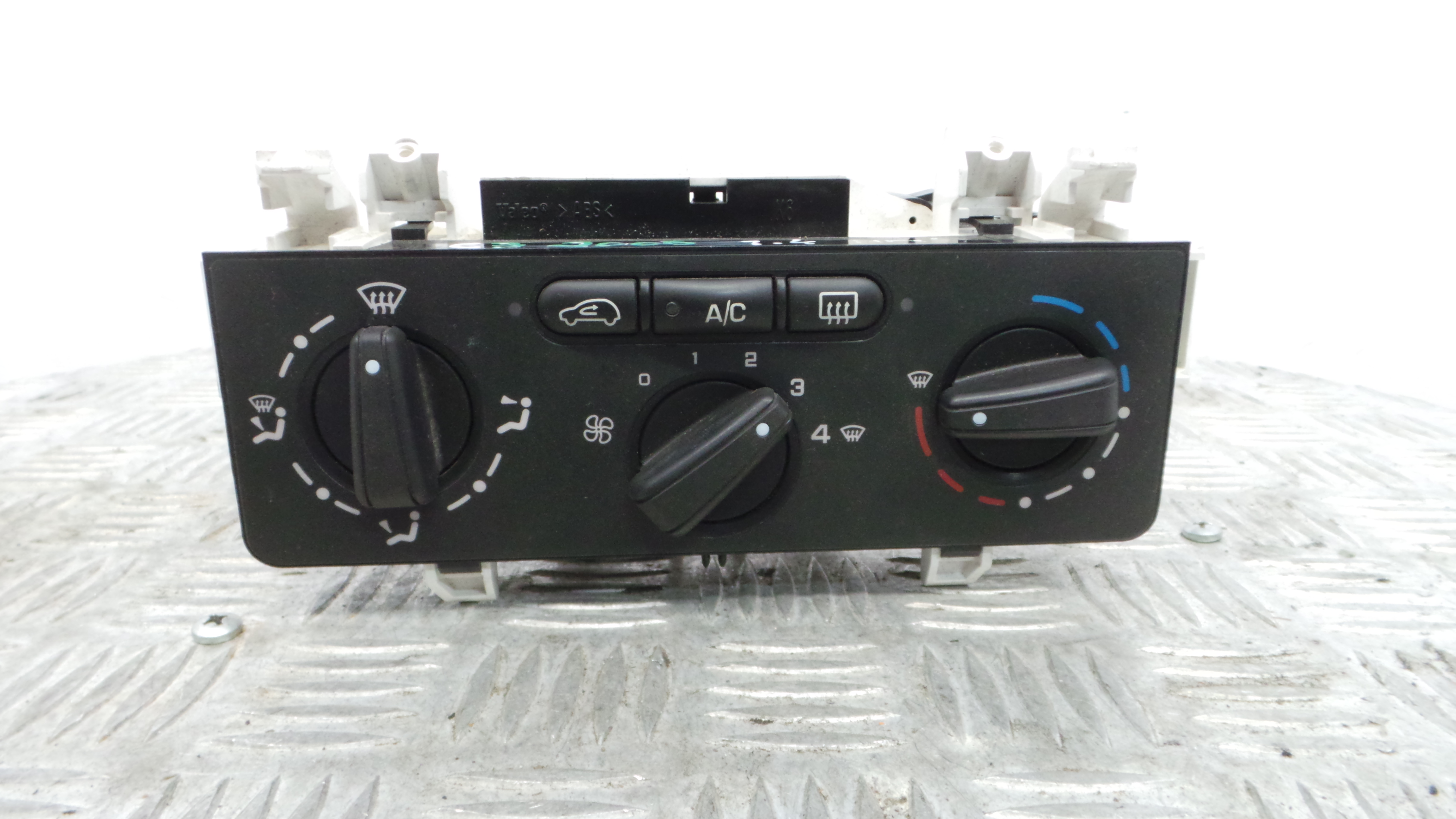 Comando da Sofagem / Climatronic N105560A - CITROËN C3 I (FC_, FN_)-36586321