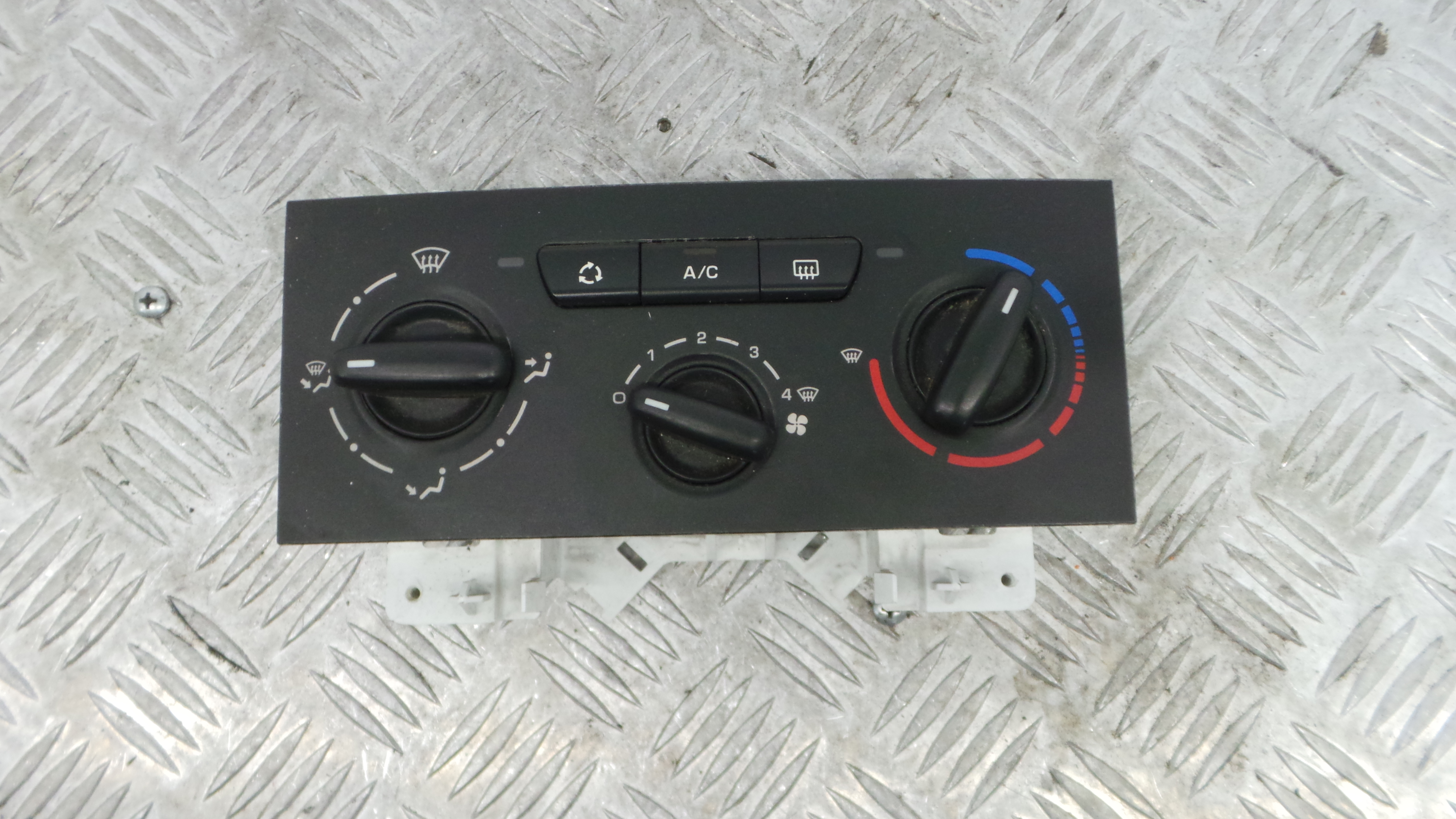 Comando da Sofagem / Climatronic 1400153380 - CITROËN BERLINGO Caixa/monovolume (B9)-36593019