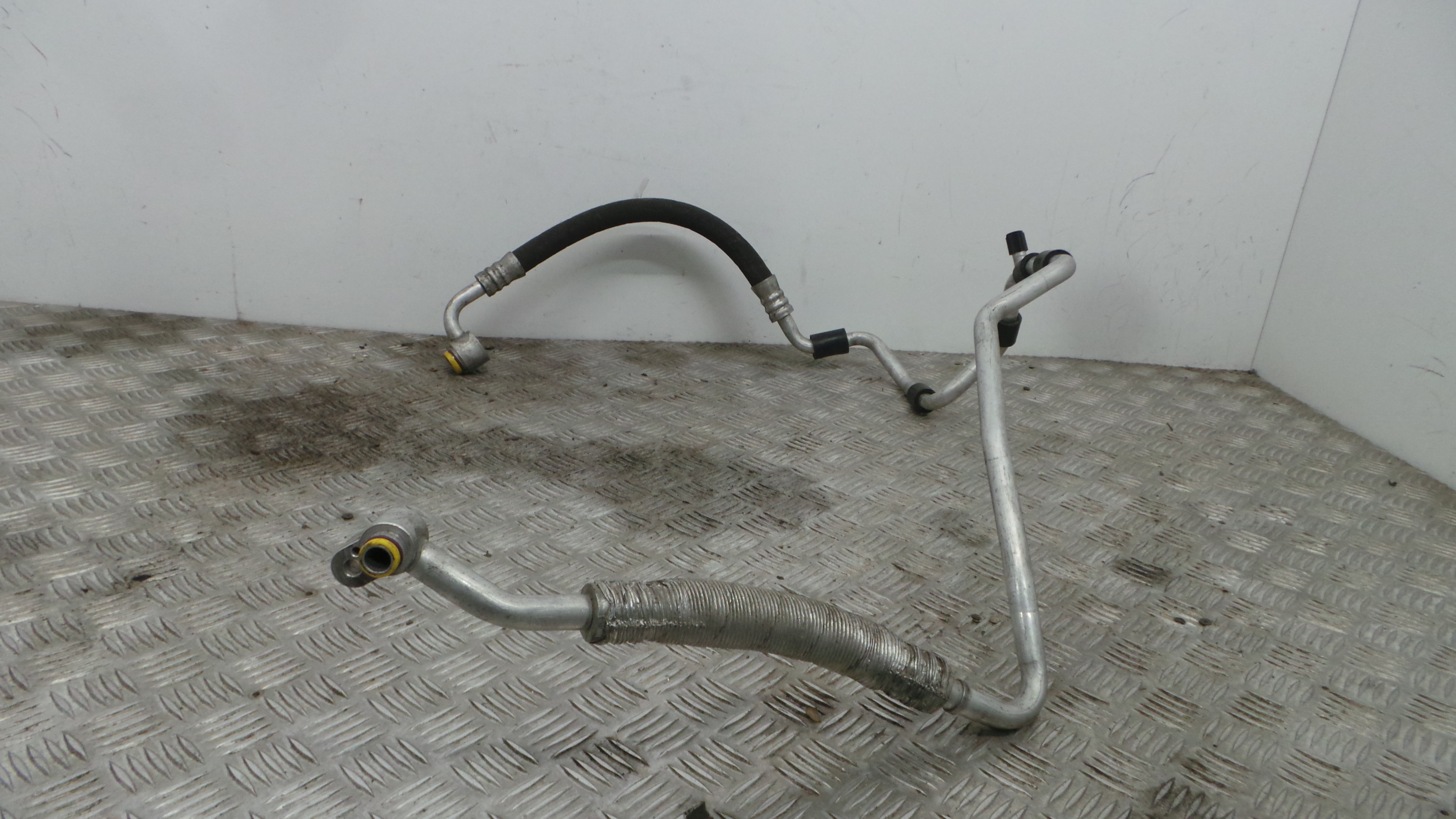 Tubo Ar Condicionado 1K0820743AM - VW GOLF V (1K1)-36594057