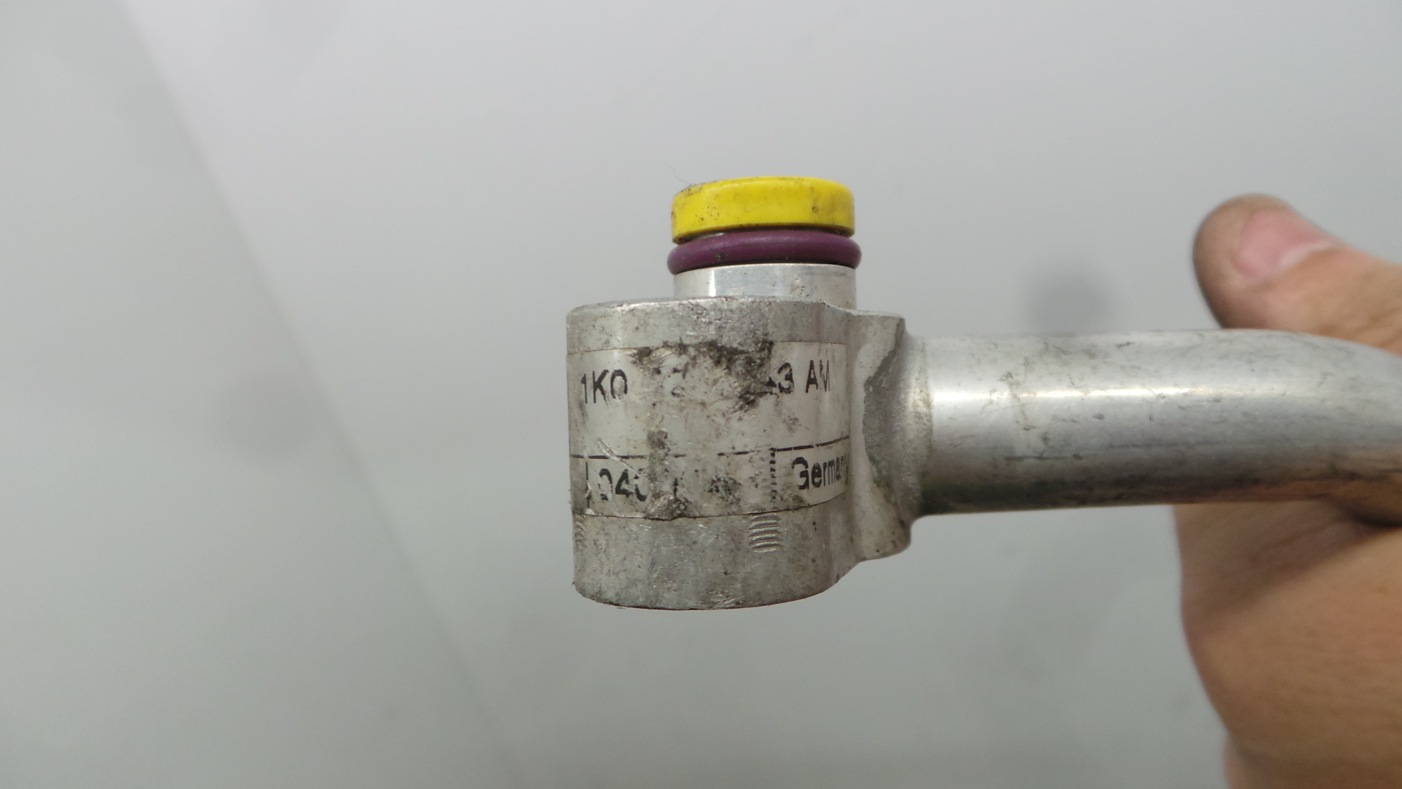 Tubo Ar Condicionado 1K0820743AM - VW GOLF V (1K1)-36594057