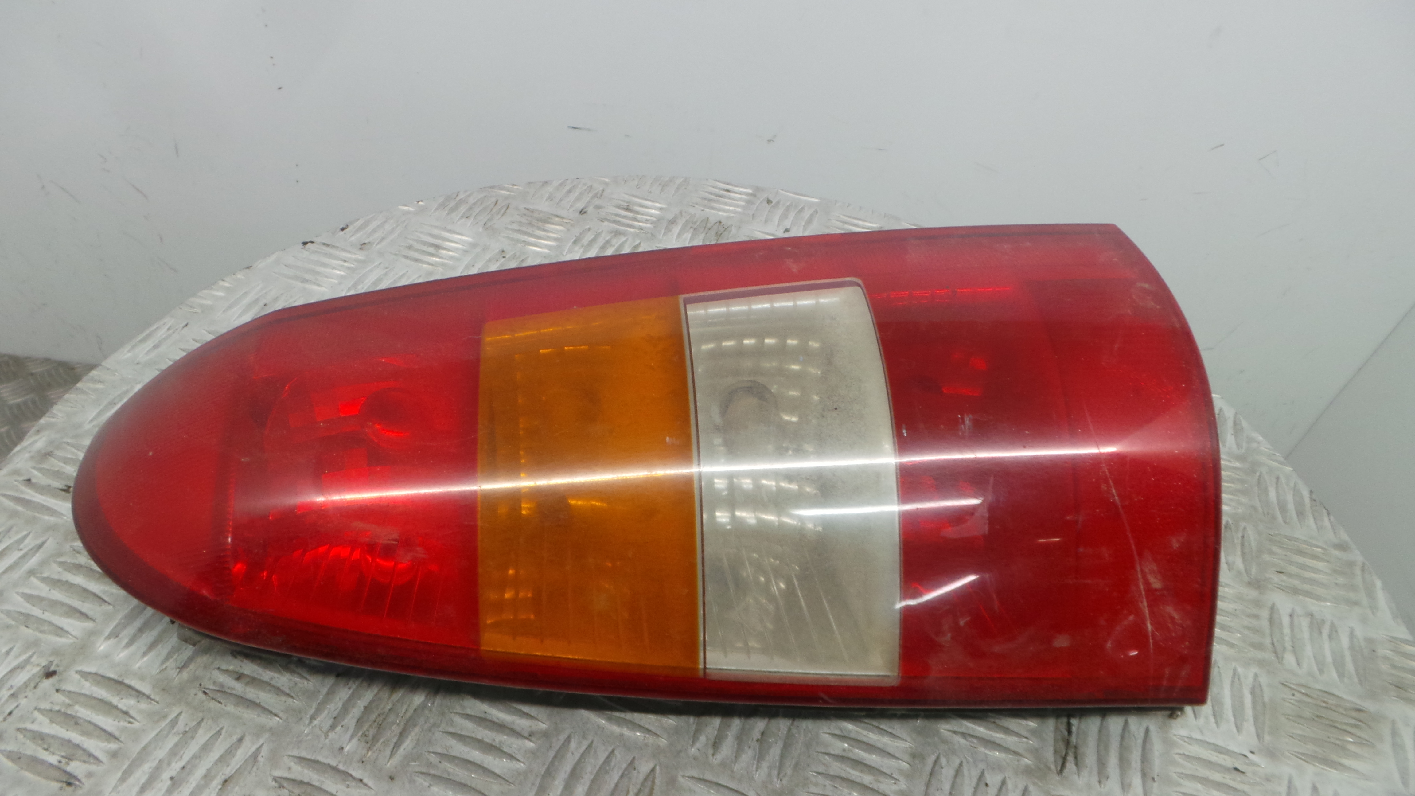 Farolim Stop Dto 9117211 - OPEL ASTRA G Combi (T98)-36596617