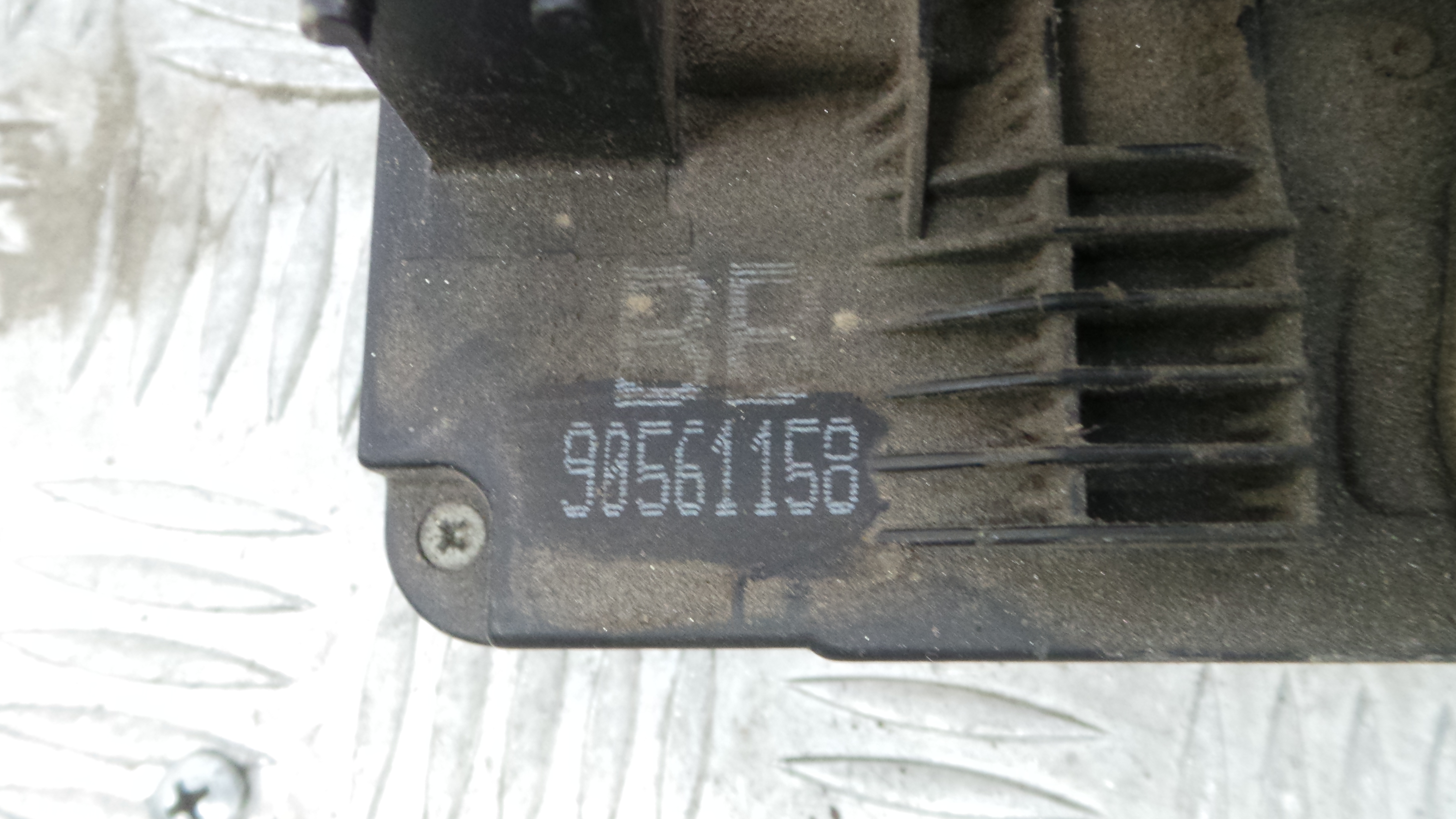 Fecho da Porta Trás Dto 90561158 - OPEL ASTRA G Combi (T98)-36598257