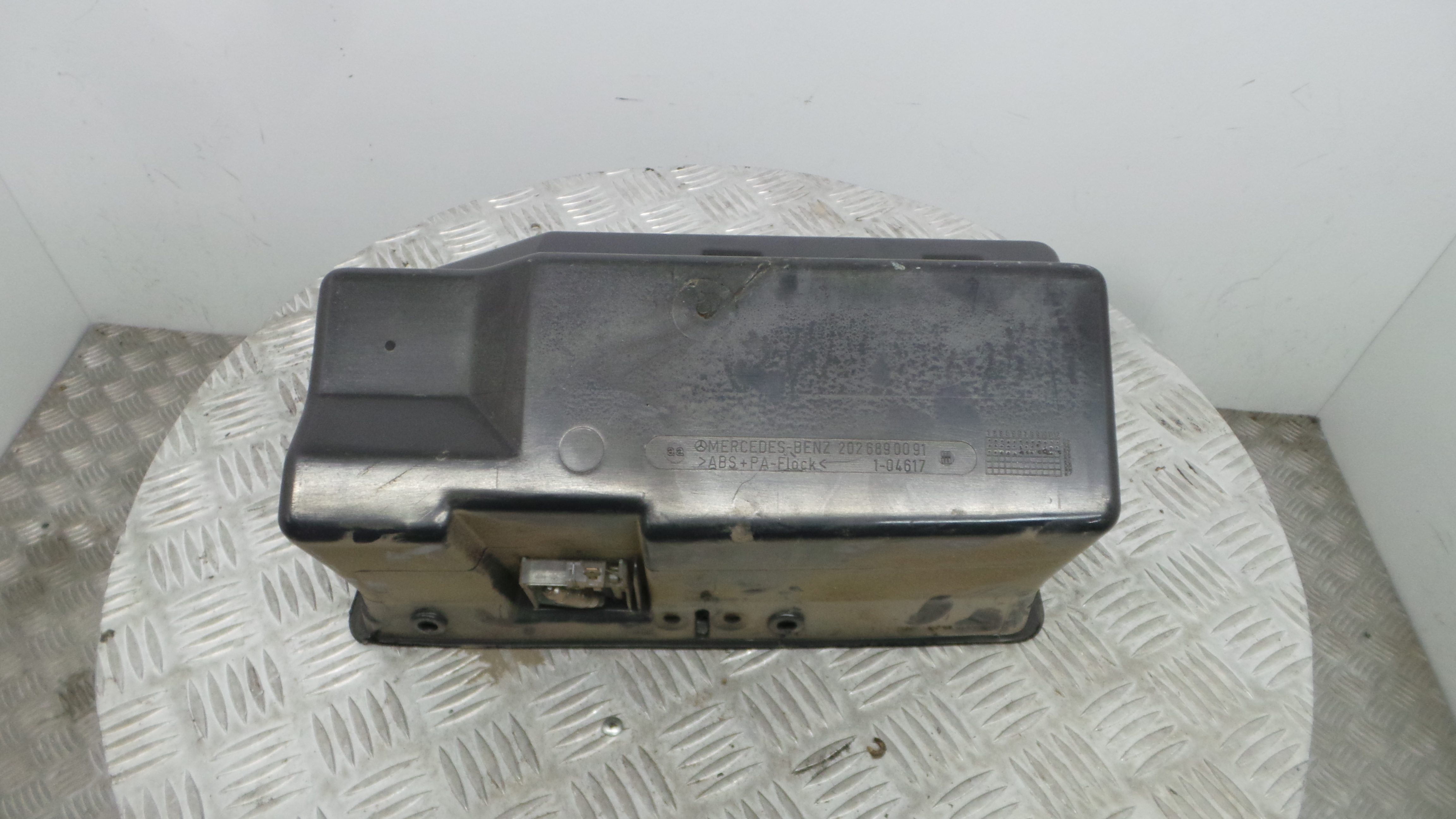 Porta Luvas 2026890091 - MERCEDES-BENZ C-CLASS (W202)-36598282