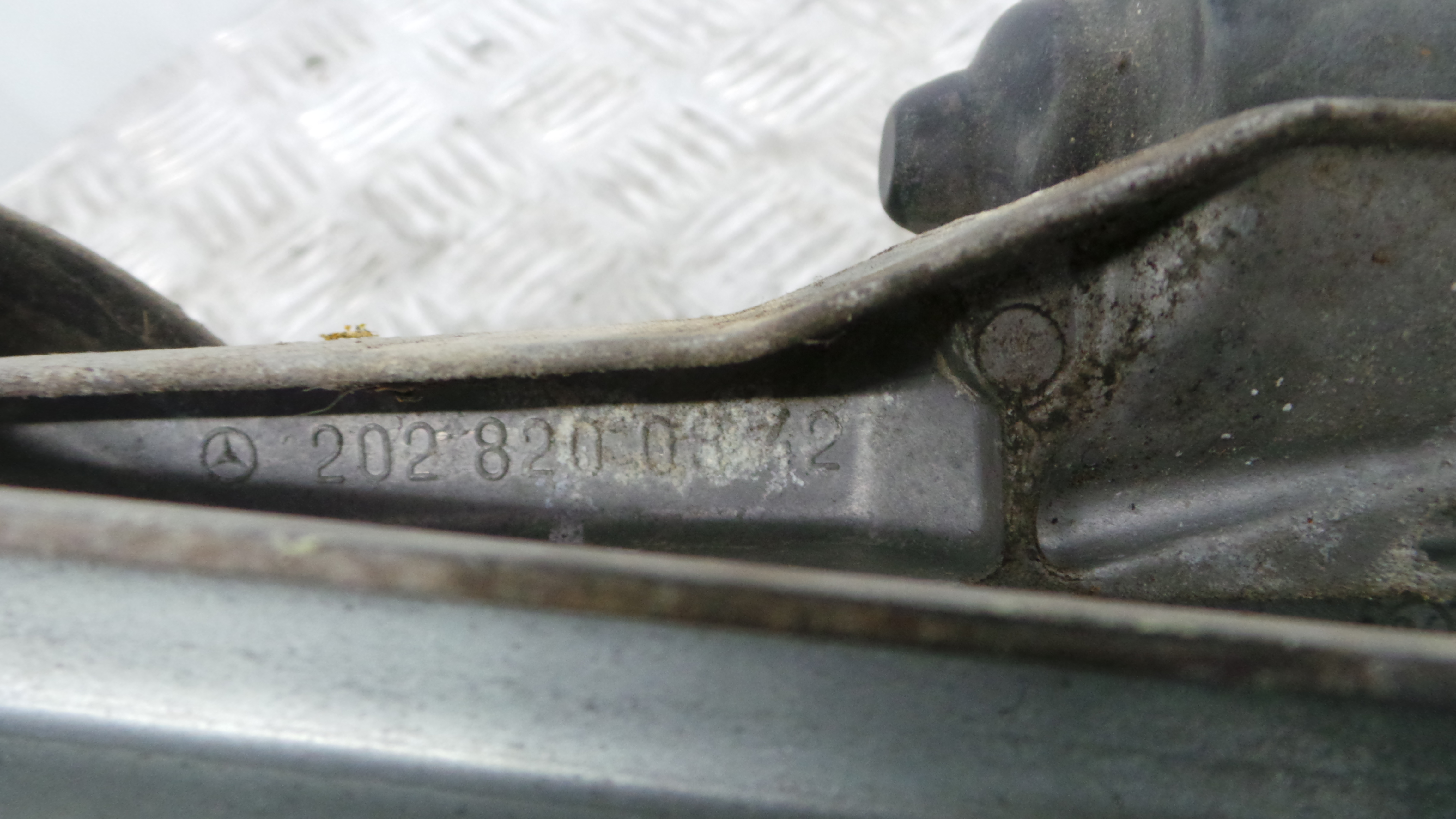 Motor Limpa Vidros Frente  2028200842 - MERCEDES-BENZ C-CLASS (W202)-36598298