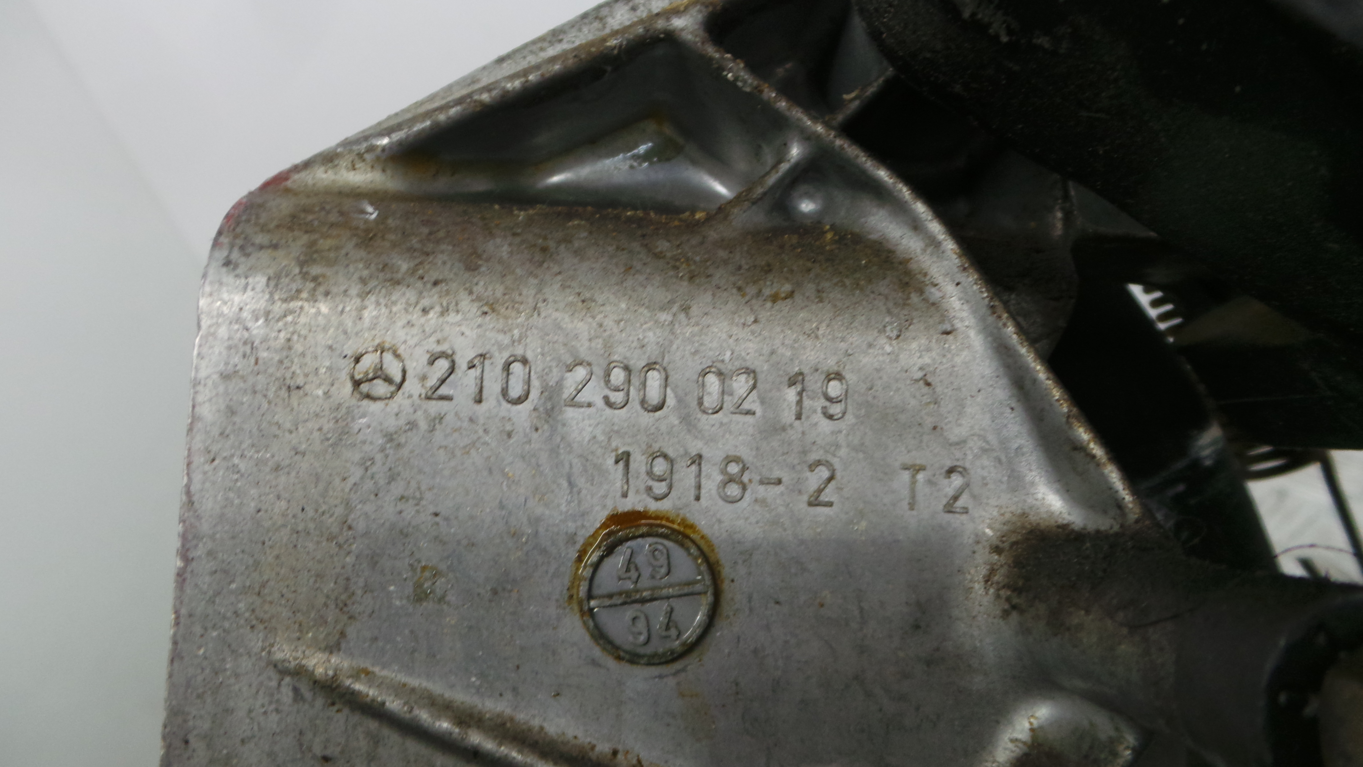 Pedal do Travão 2102900219 - MERCEDES-BENZ C-CLASS (W202)-36598329