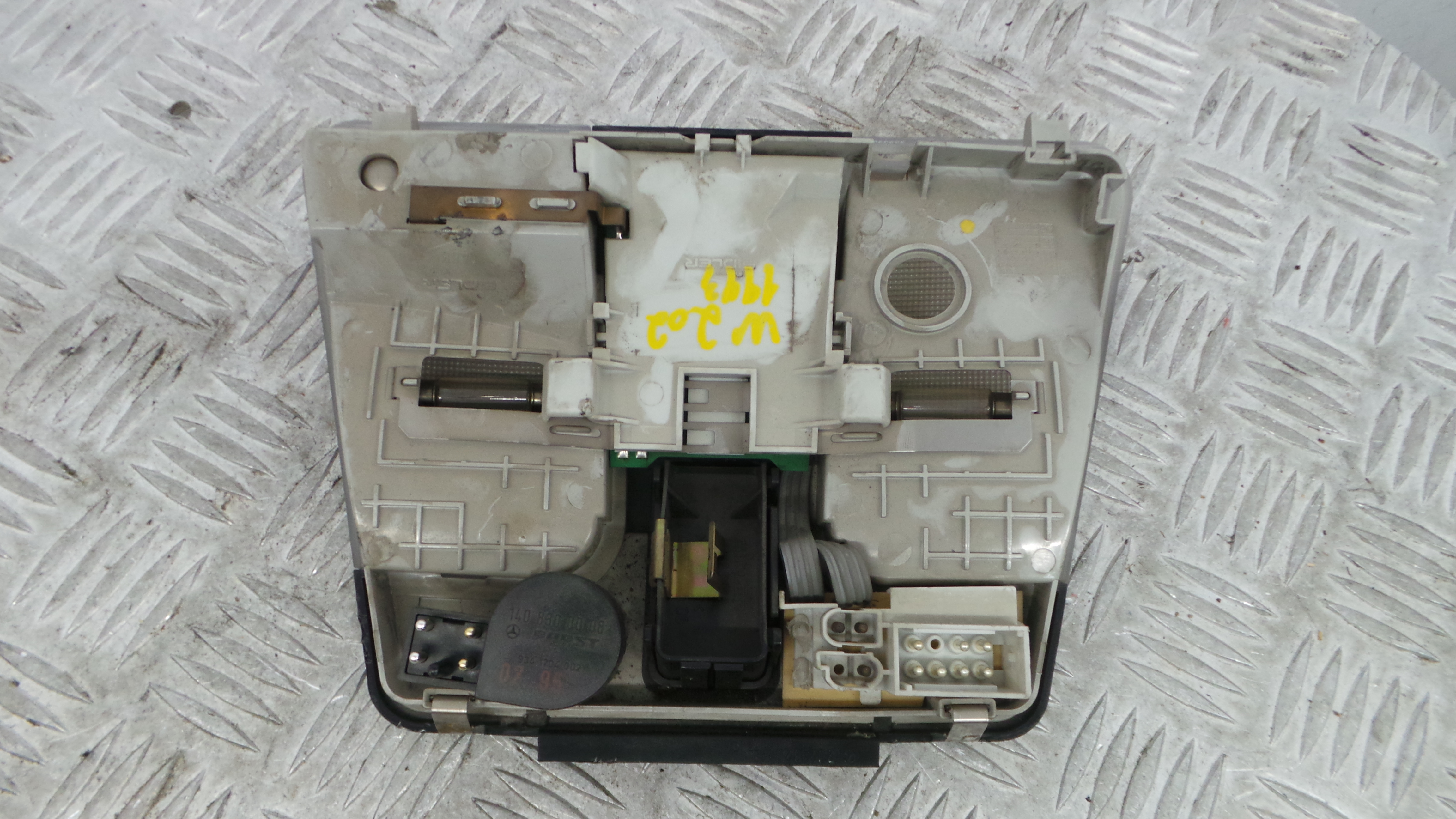 Plafonier Teto 2028202201 - MERCEDES-BENZ C-CLASS (W202)-36598346