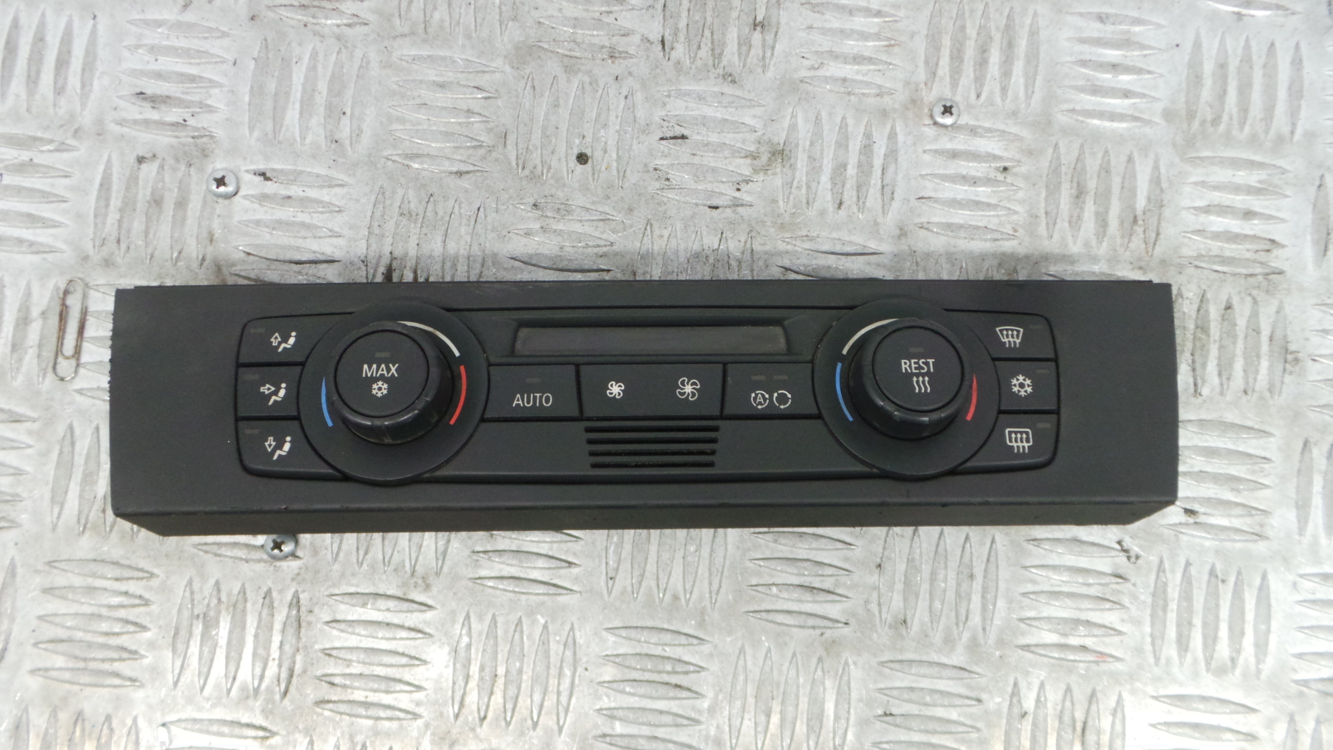 Comando da Sofagem / Climatronic 64.11-6983944-01 - BMW 3 (E90)-36598489 Comando da Sofagem / Climatronic 64.11-6983944-01 - BMW 3 (E90)-36598489