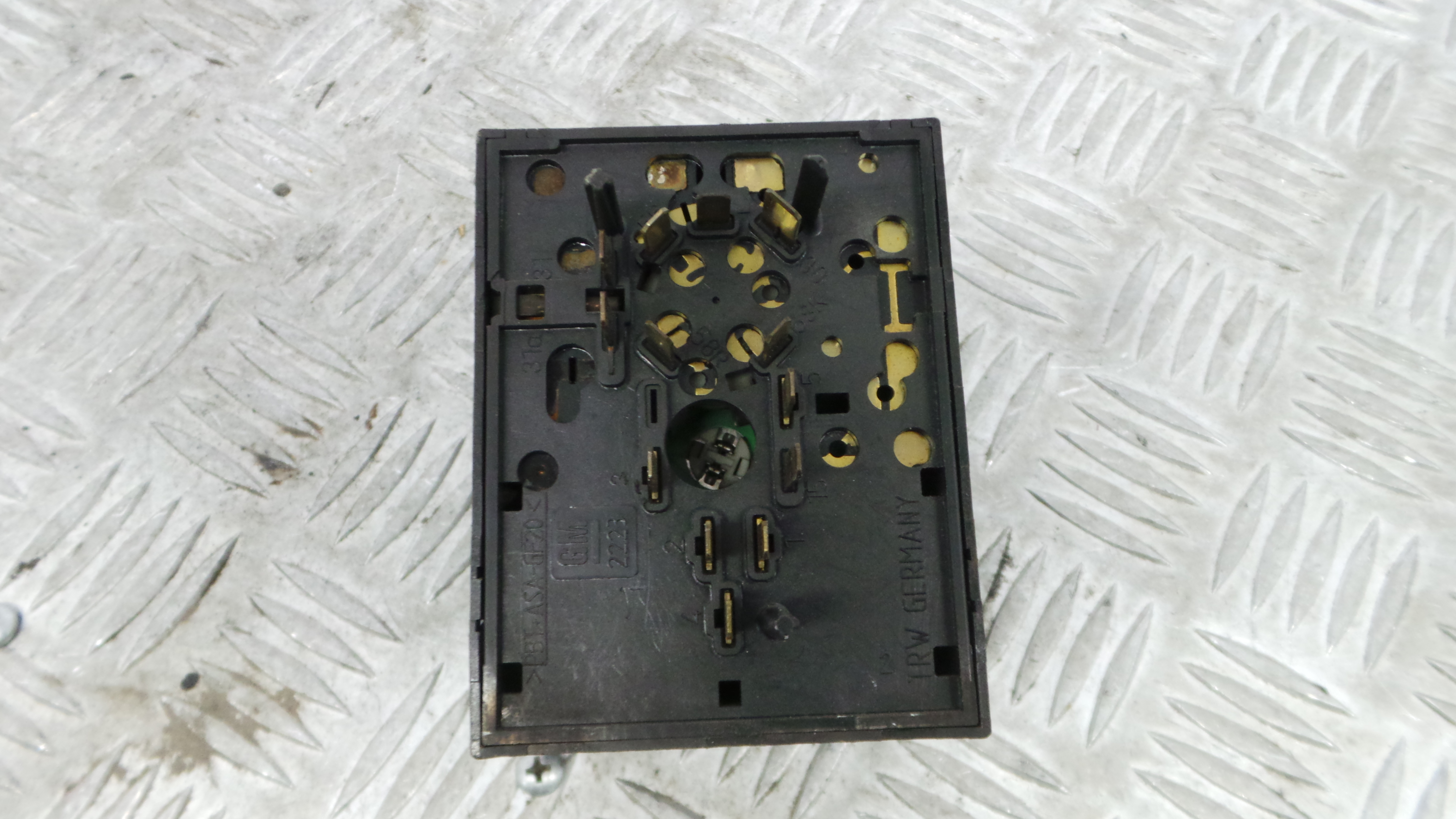 Comando das luzes  90561377 - OPEL ASTRA G Combi (T98)-36598719