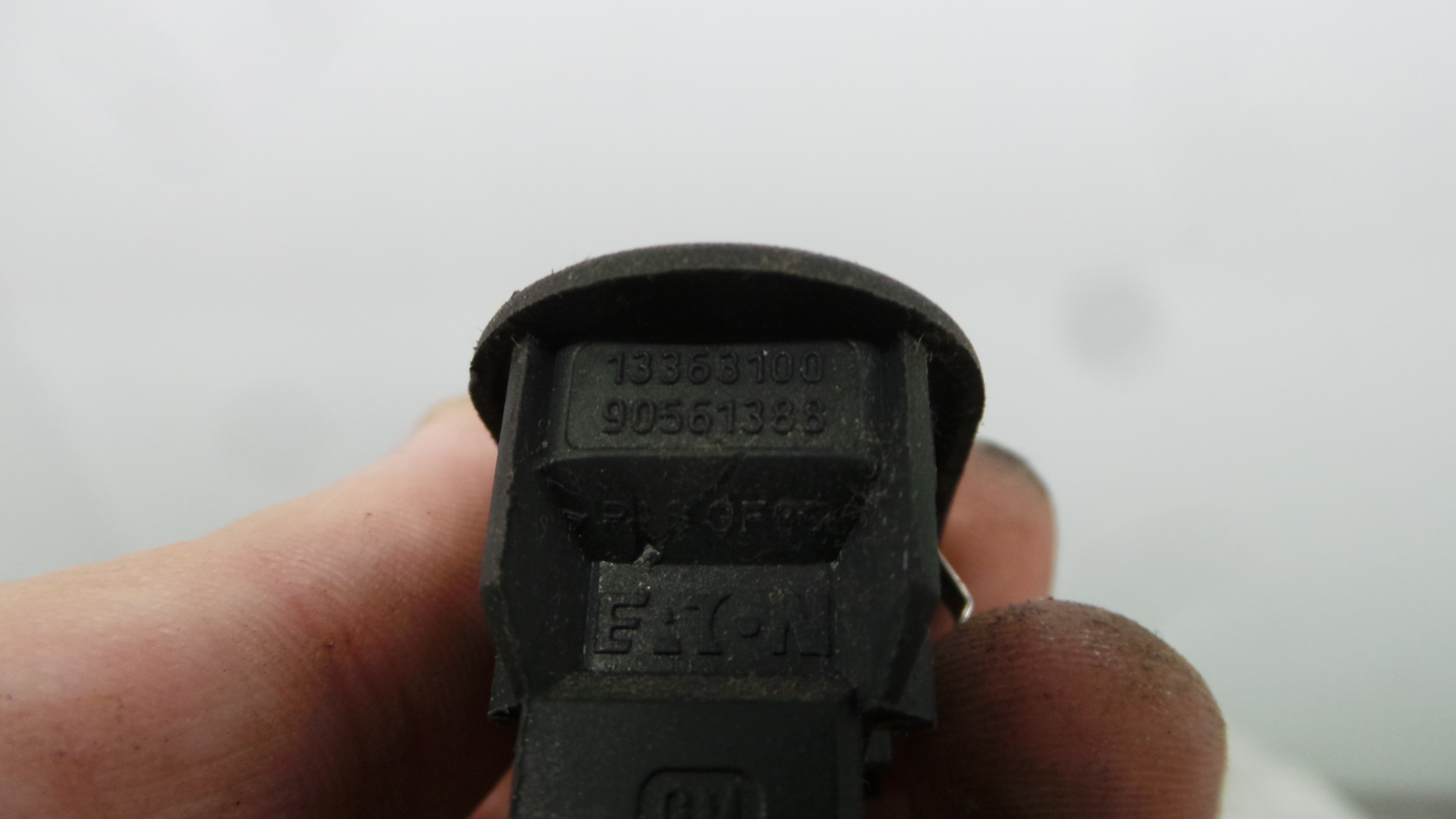 Interruptor / Comando Elevador Vidro Trás Esq 90561388 - OPEL ASTRA G Combi (T98)-36598728