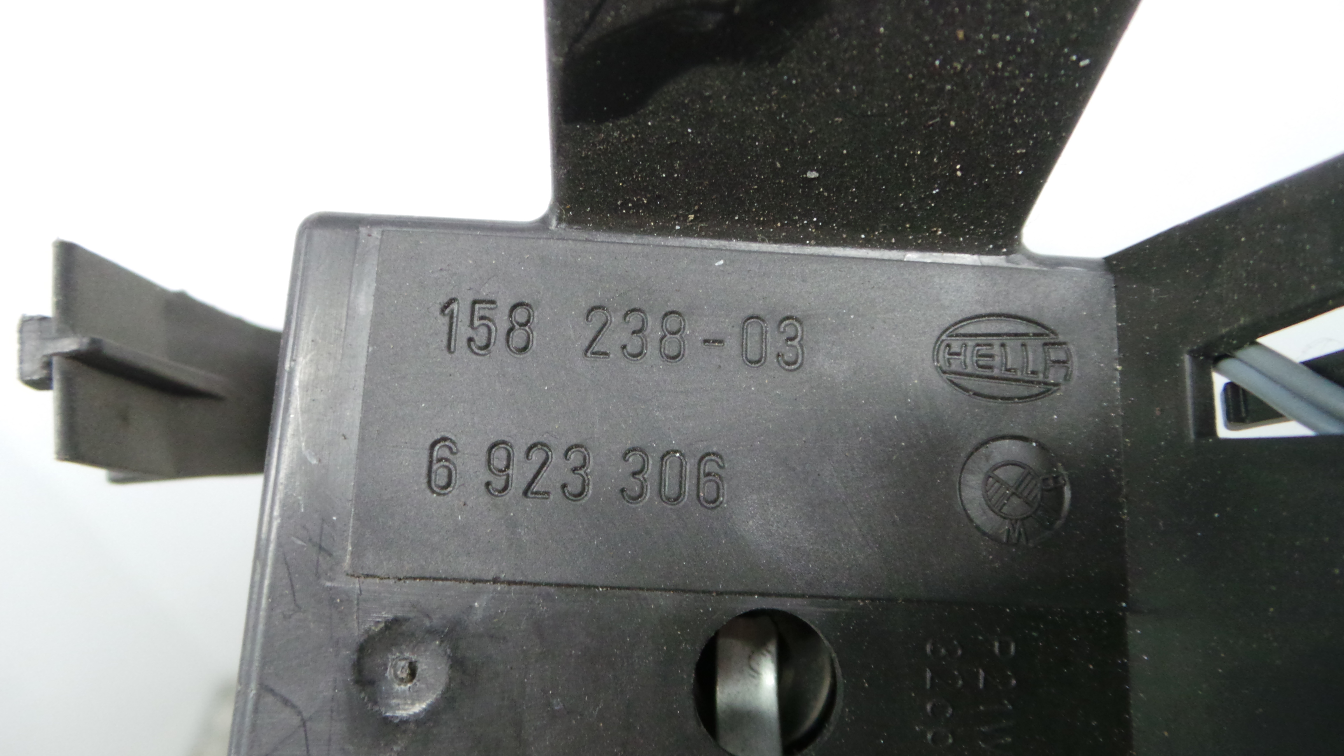 Suporte Lampadas Tras Direito 6923306 - BMW 5 (E60)-36599070