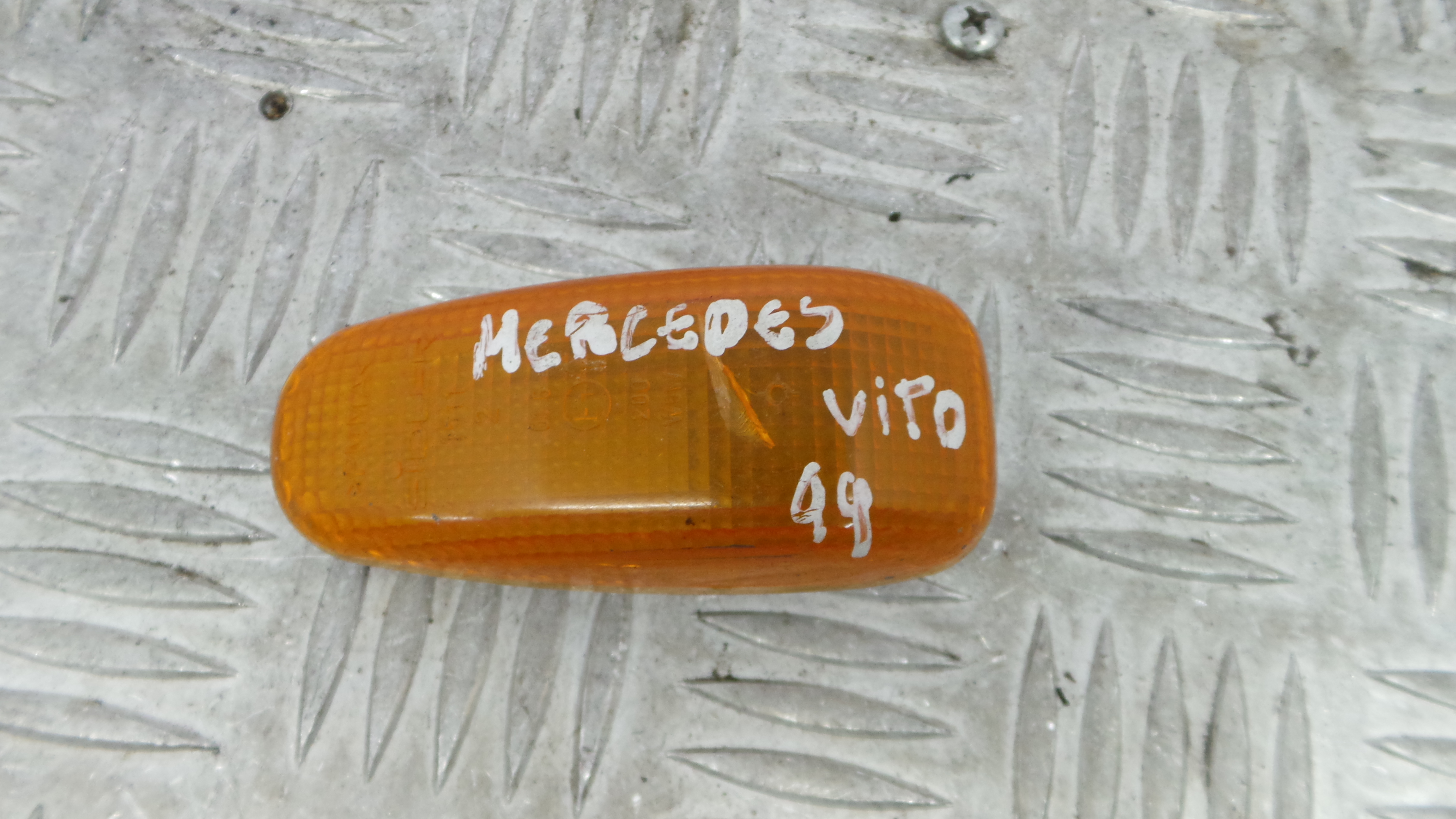 Farolim de pisca Lateral 2108200421 - MERCEDES-BENZ VITO Caixa (W638)-36599097