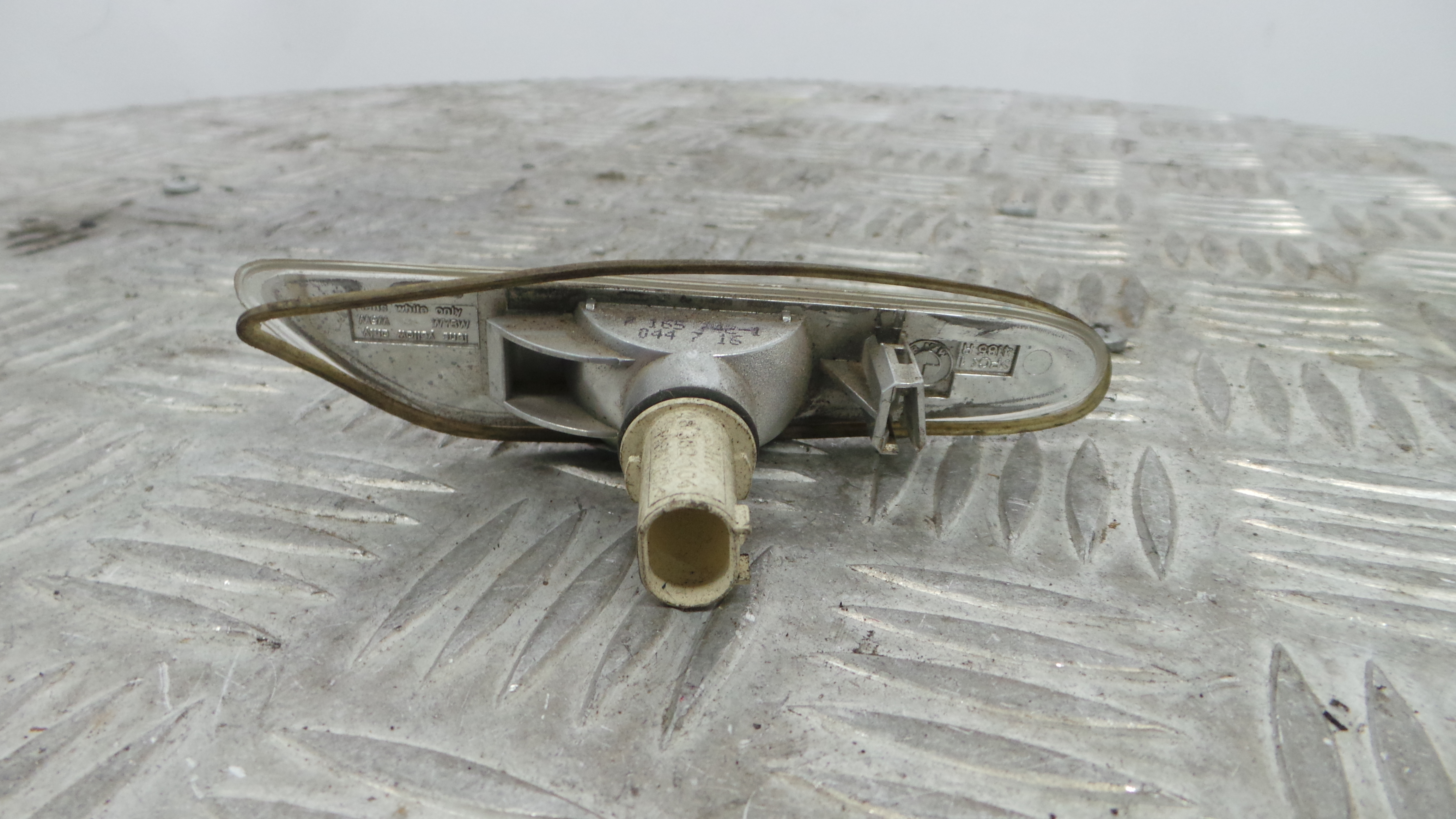 Farolim de pisca Lateral 7165742-1 - BMW 5 (E60)-36599102